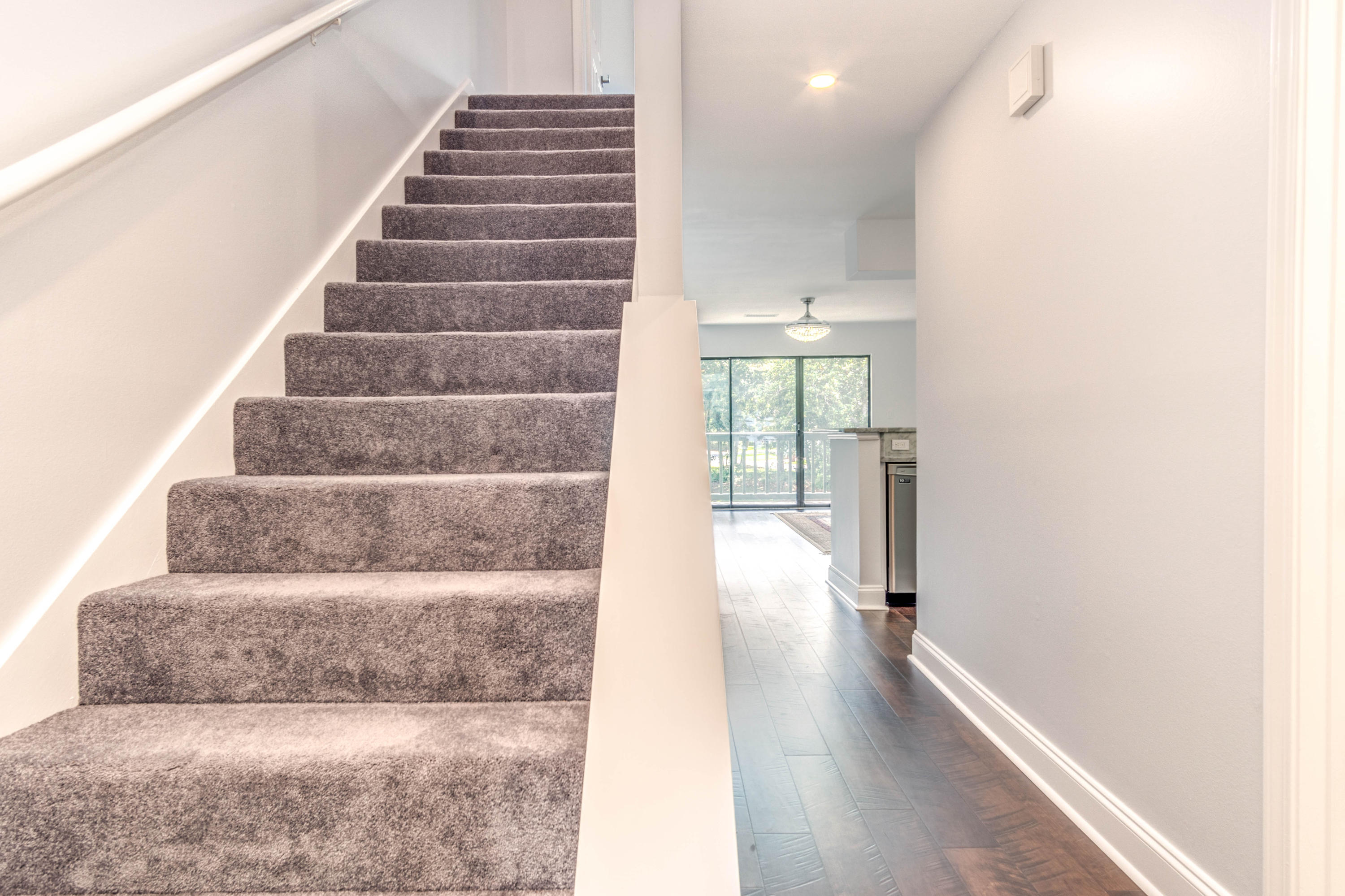 LAKESIDE CONDO AT BLUEWATER BAY - Residential