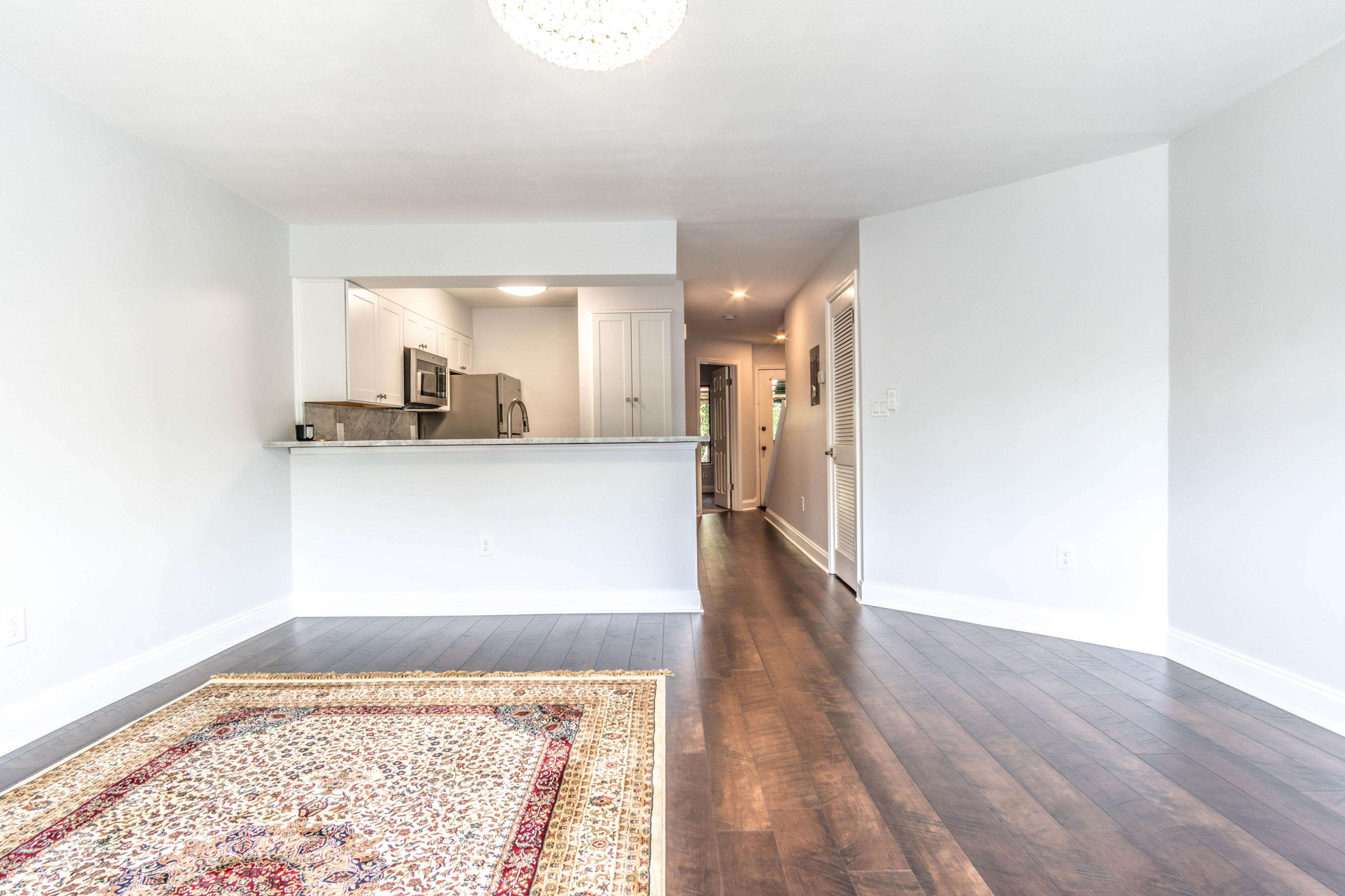 LAKESIDE CONDO AT BLUEWATER BAY - Residential