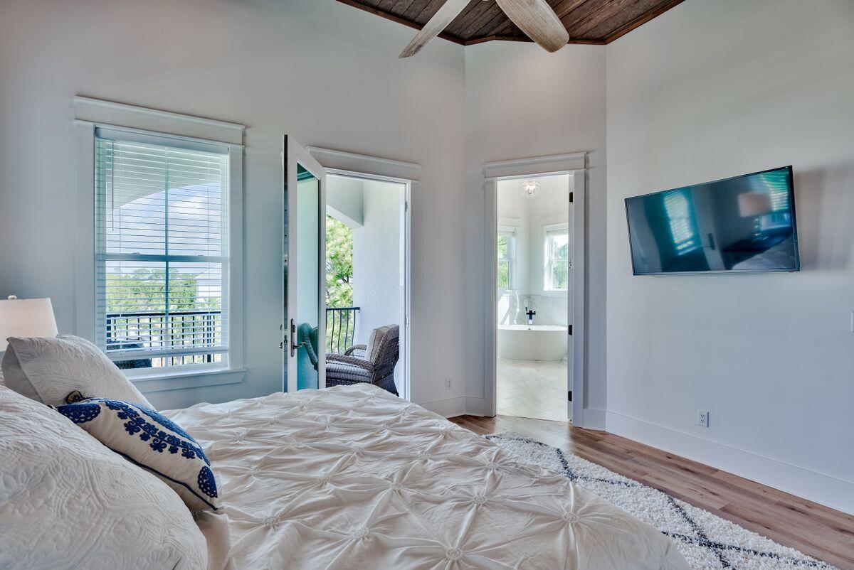 PALMEIRA VILLAS AT SEAGROVE BEACH - Residential