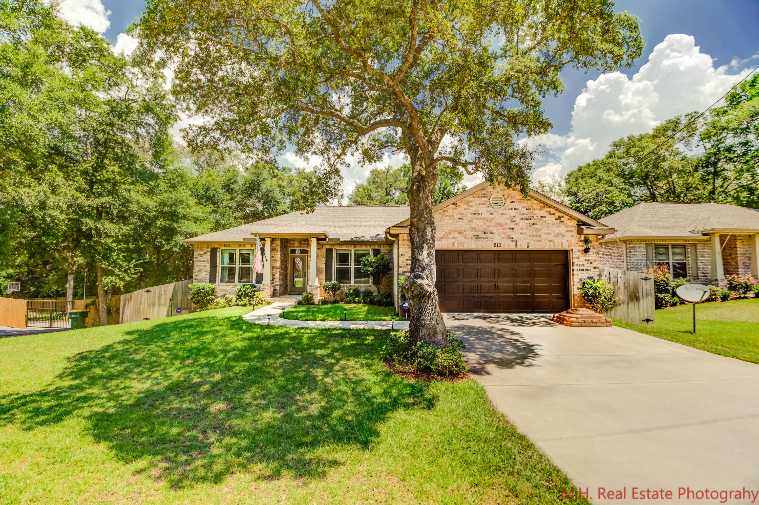 FLORIDA HEIGHTS - Residential