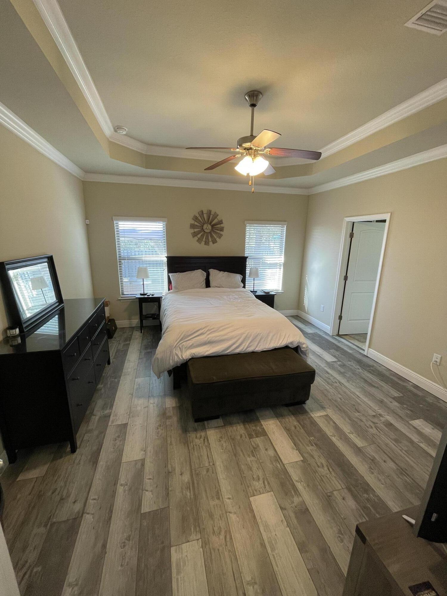 HAMMOCK BAY - Residential Lease