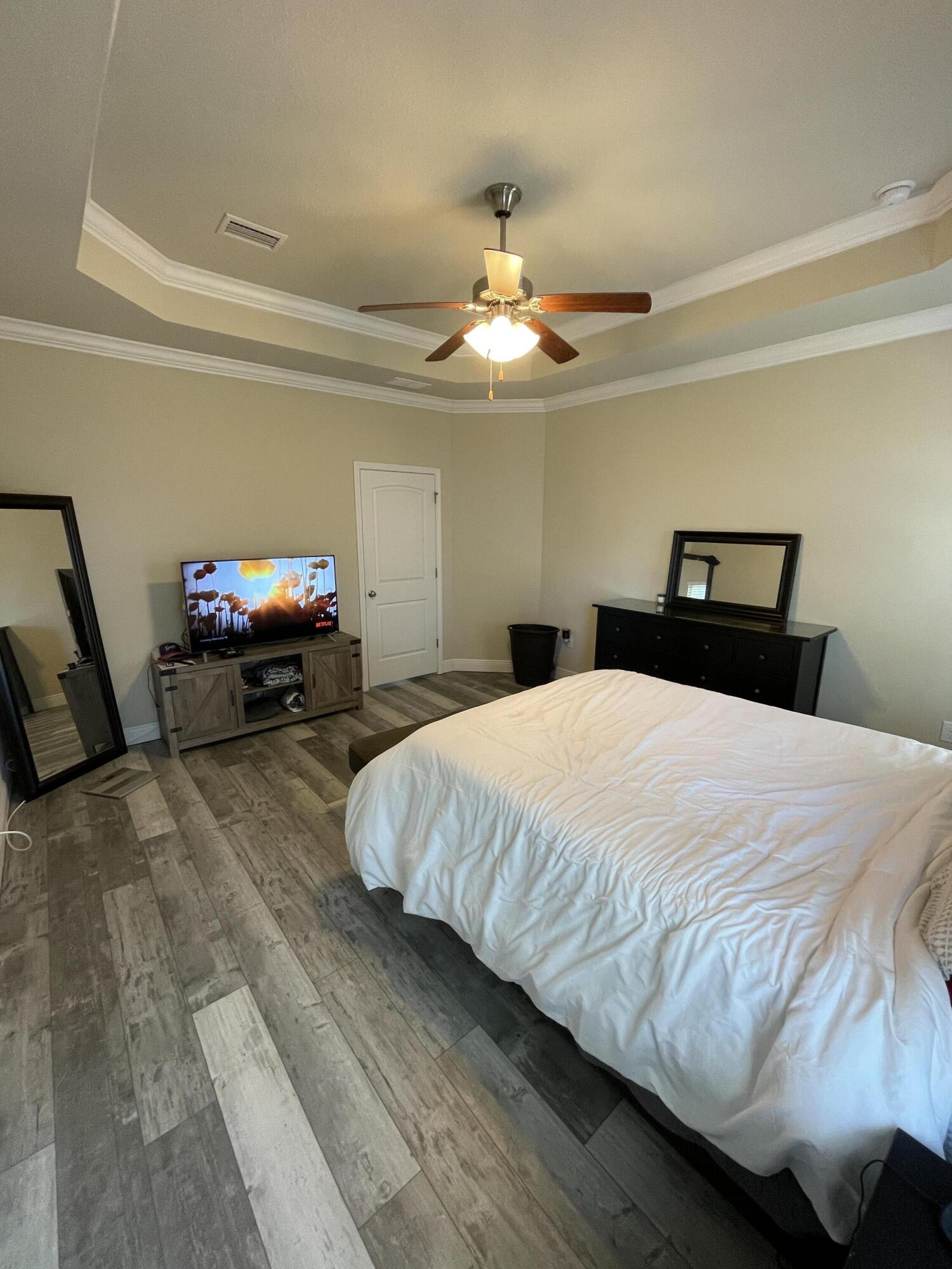 HAMMOCK BAY - Residential Lease