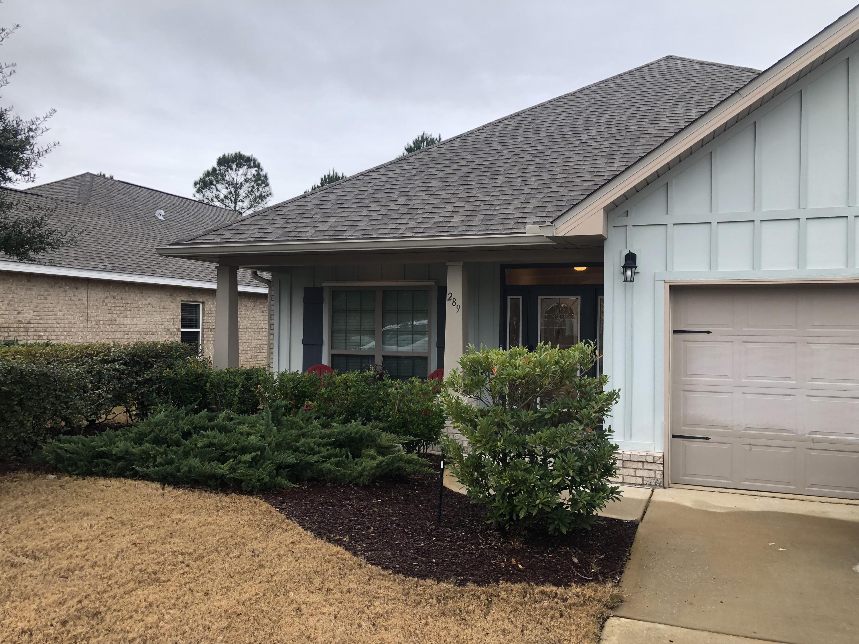 HAMMOCK BAY - Residential Lease