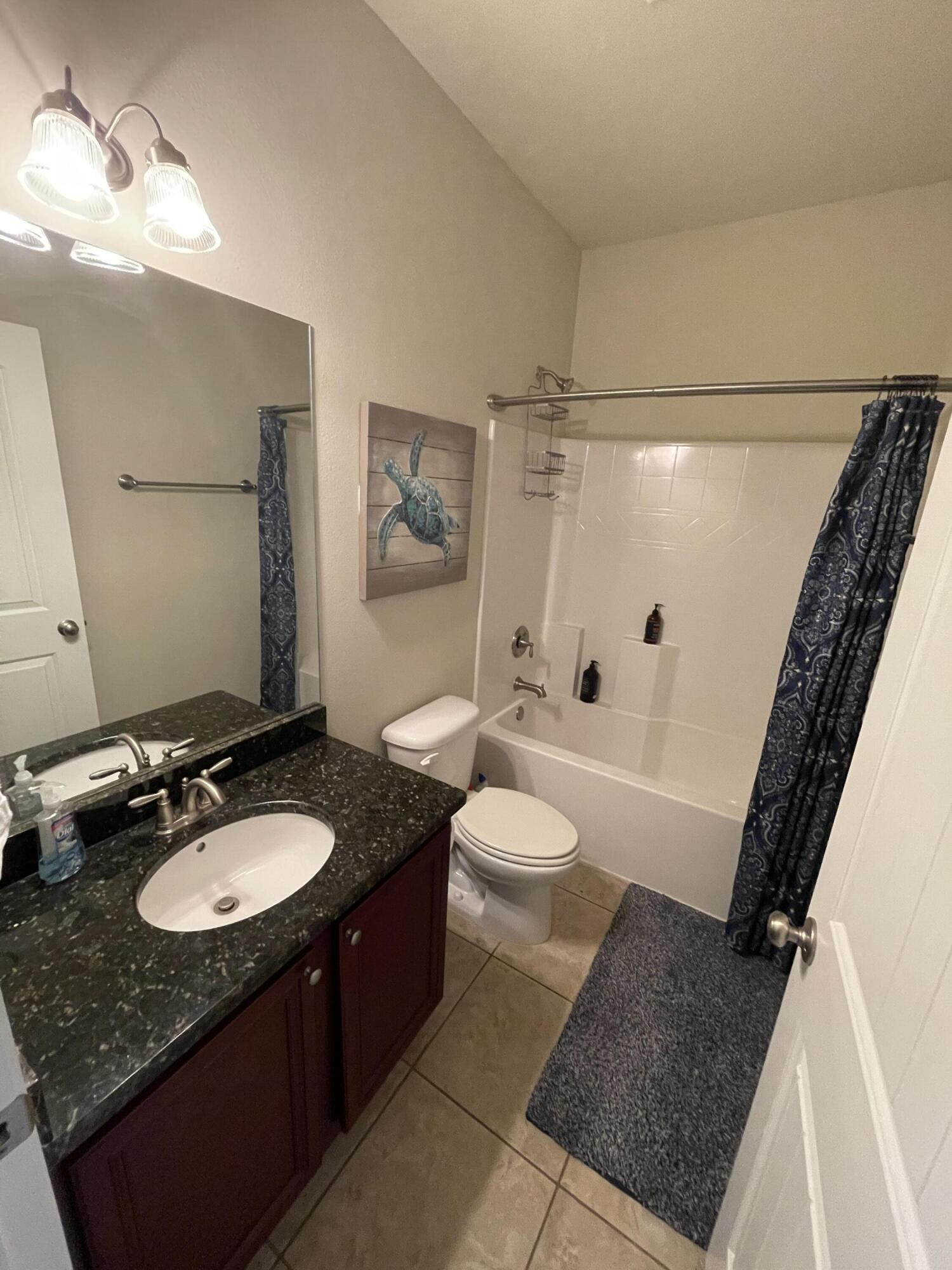 HAMMOCK BAY - Residential Lease