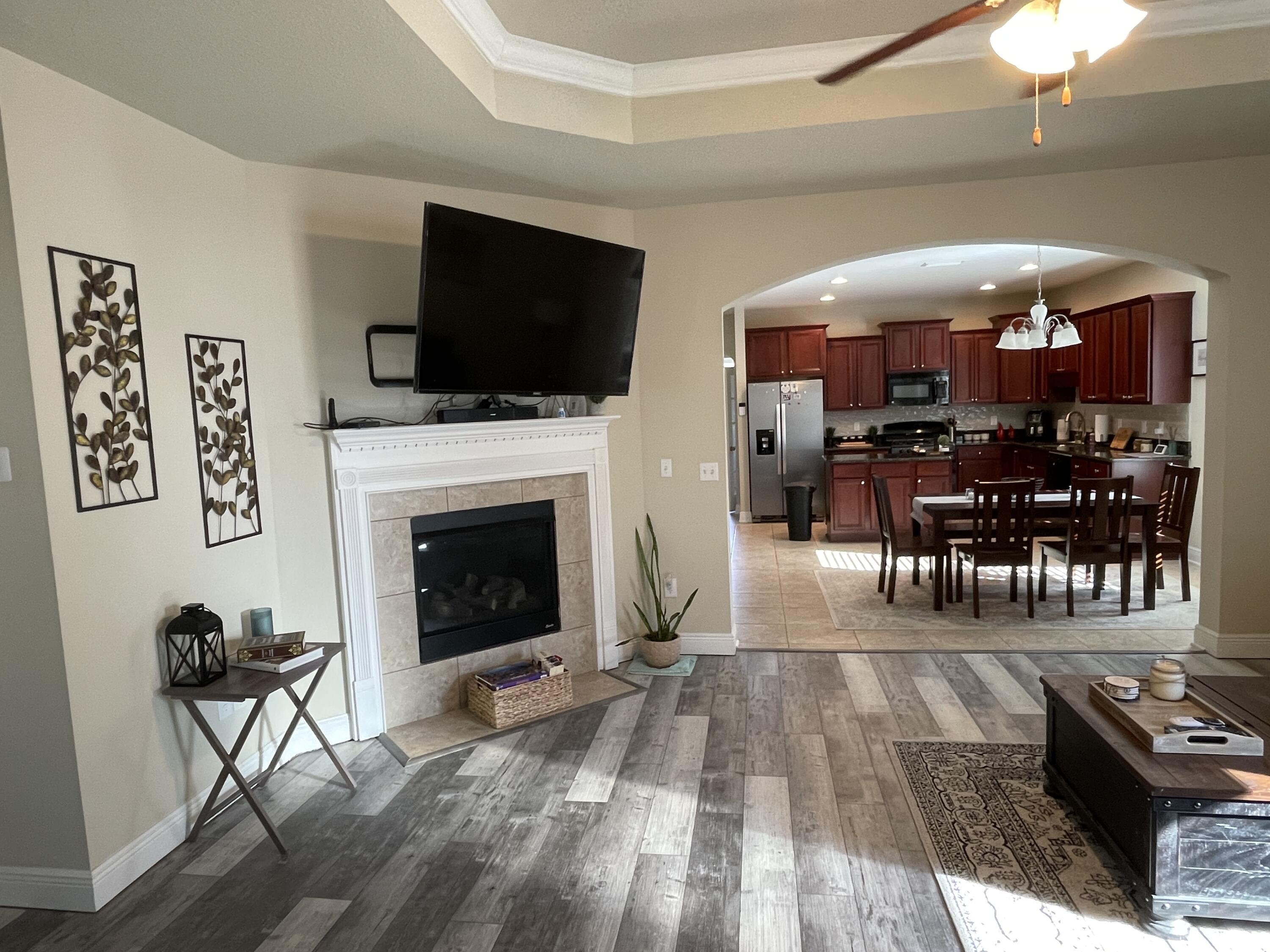 HAMMOCK BAY - Residential Lease