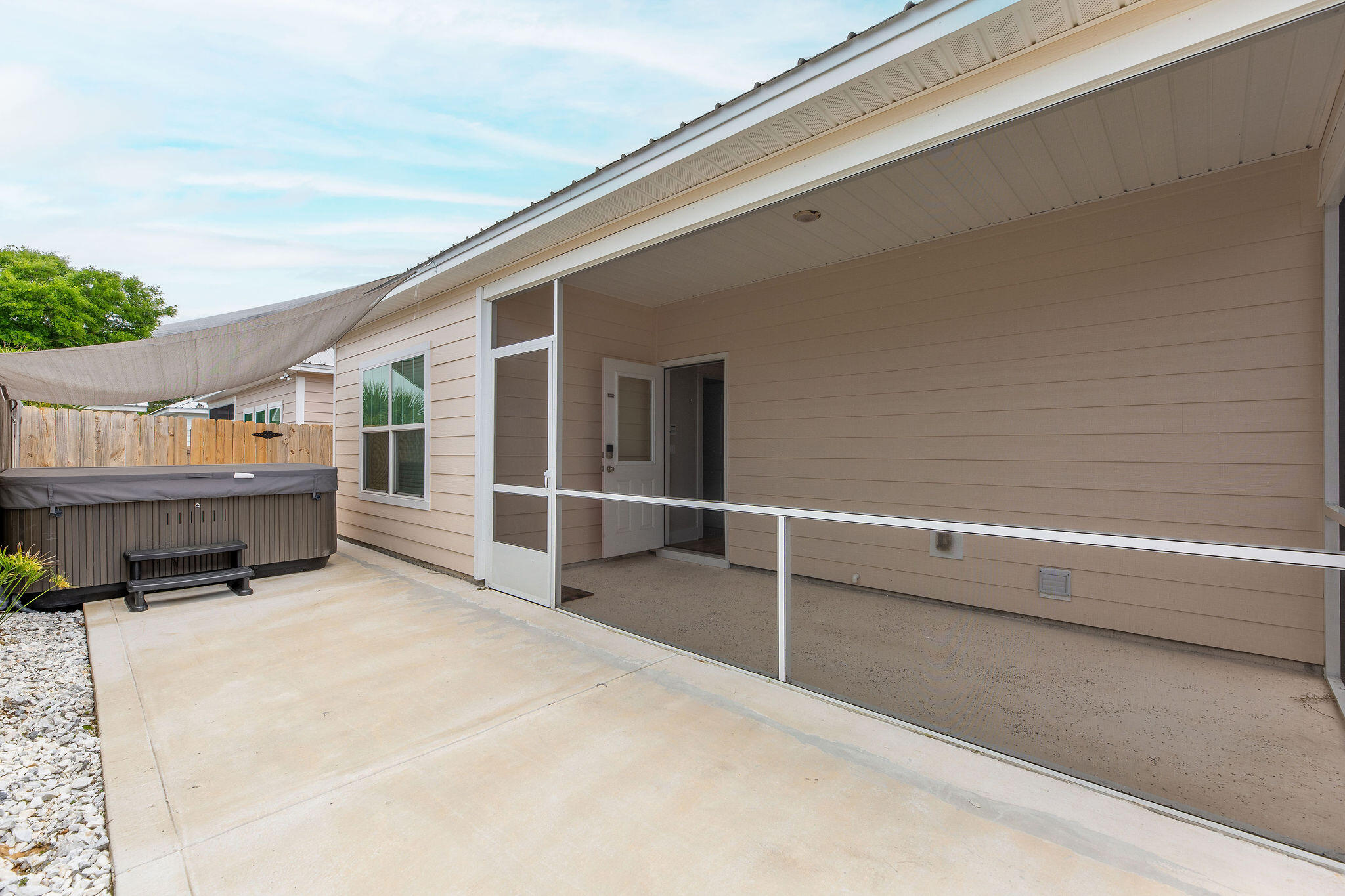 Osprey Pointe at Powell - Residential