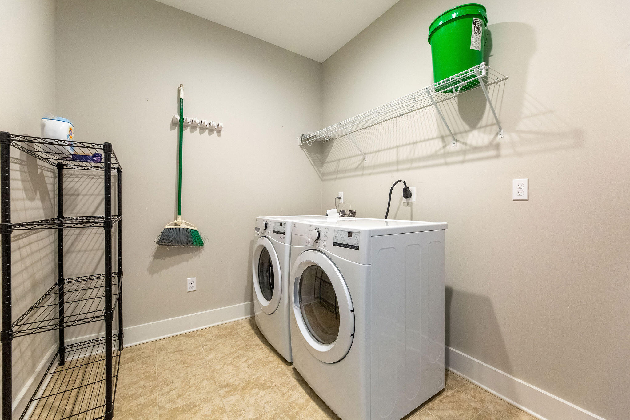 Osprey Pointe at Powell - Residential