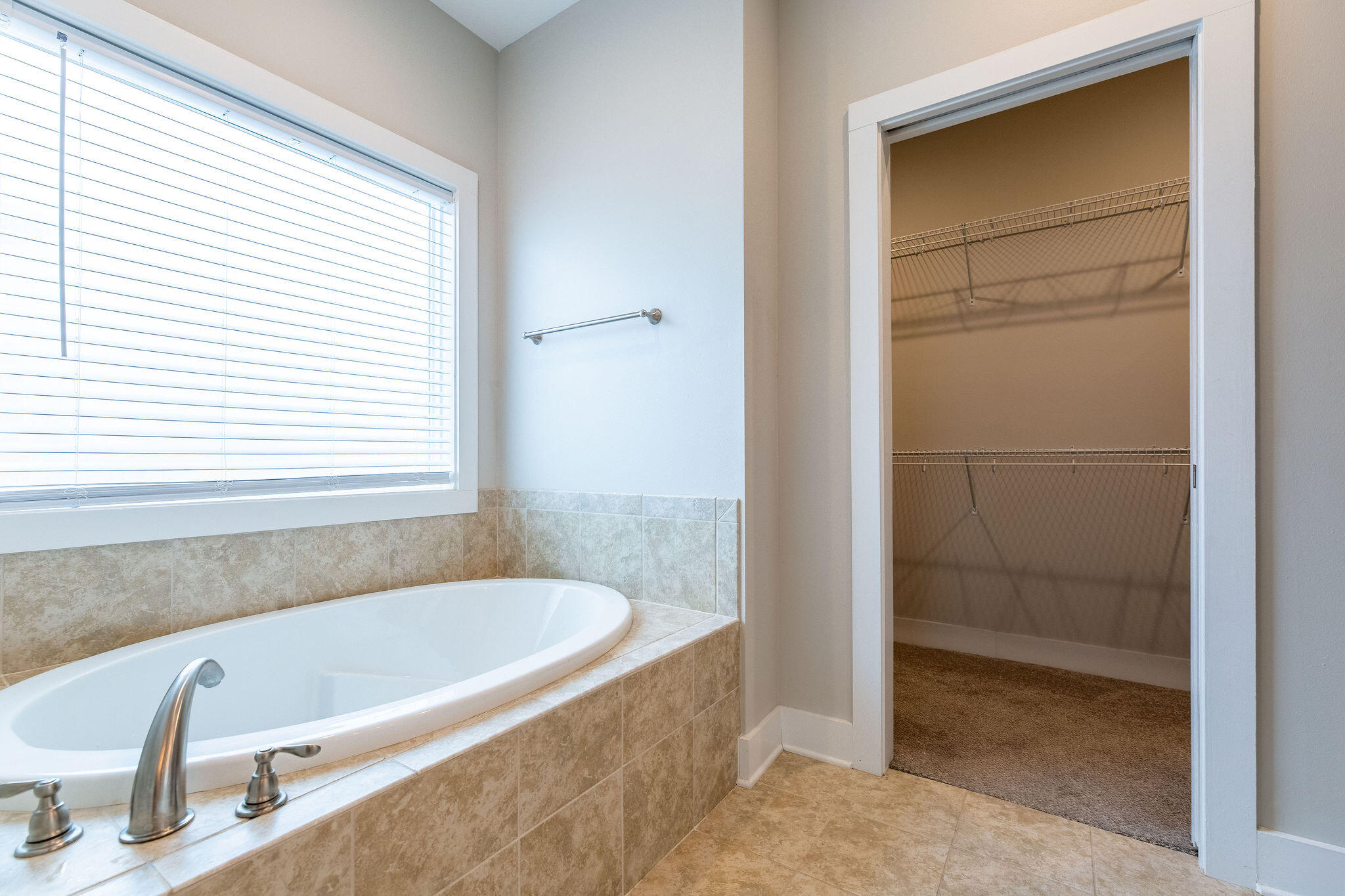 Osprey Pointe at Powell - Residential