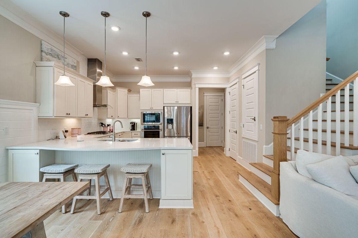 PROMINENCE - Residential