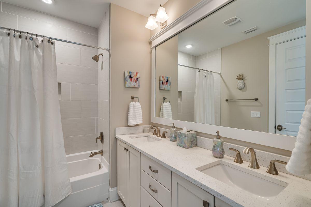 PROMINENCE - Residential