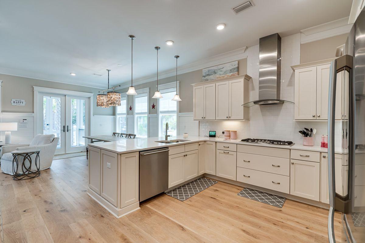 PROMINENCE - Residential