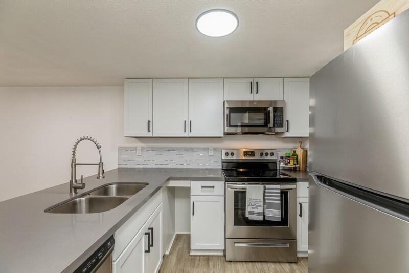 GARDEN VILLAS PH 1 - Residential