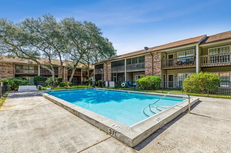 GARDEN VILLAS PH 1 - Residential