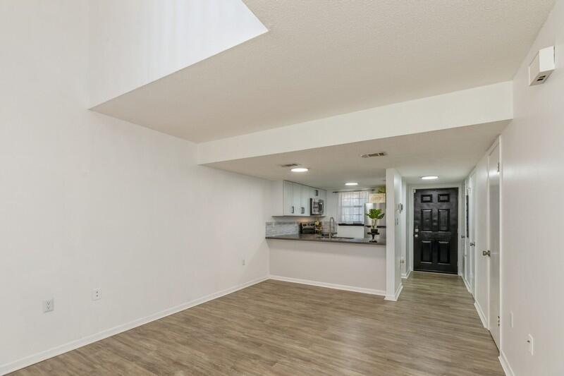 GARDEN VILLAS PH 1 - Residential