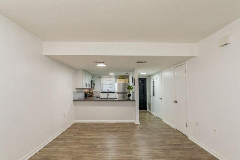 GARDEN VILLAS PH 1 - Residential