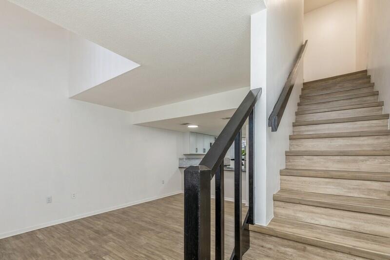 GARDEN VILLAS PH 1 - Residential