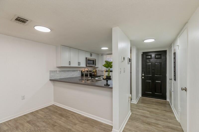 GARDEN VILLAS PH 1 - Residential