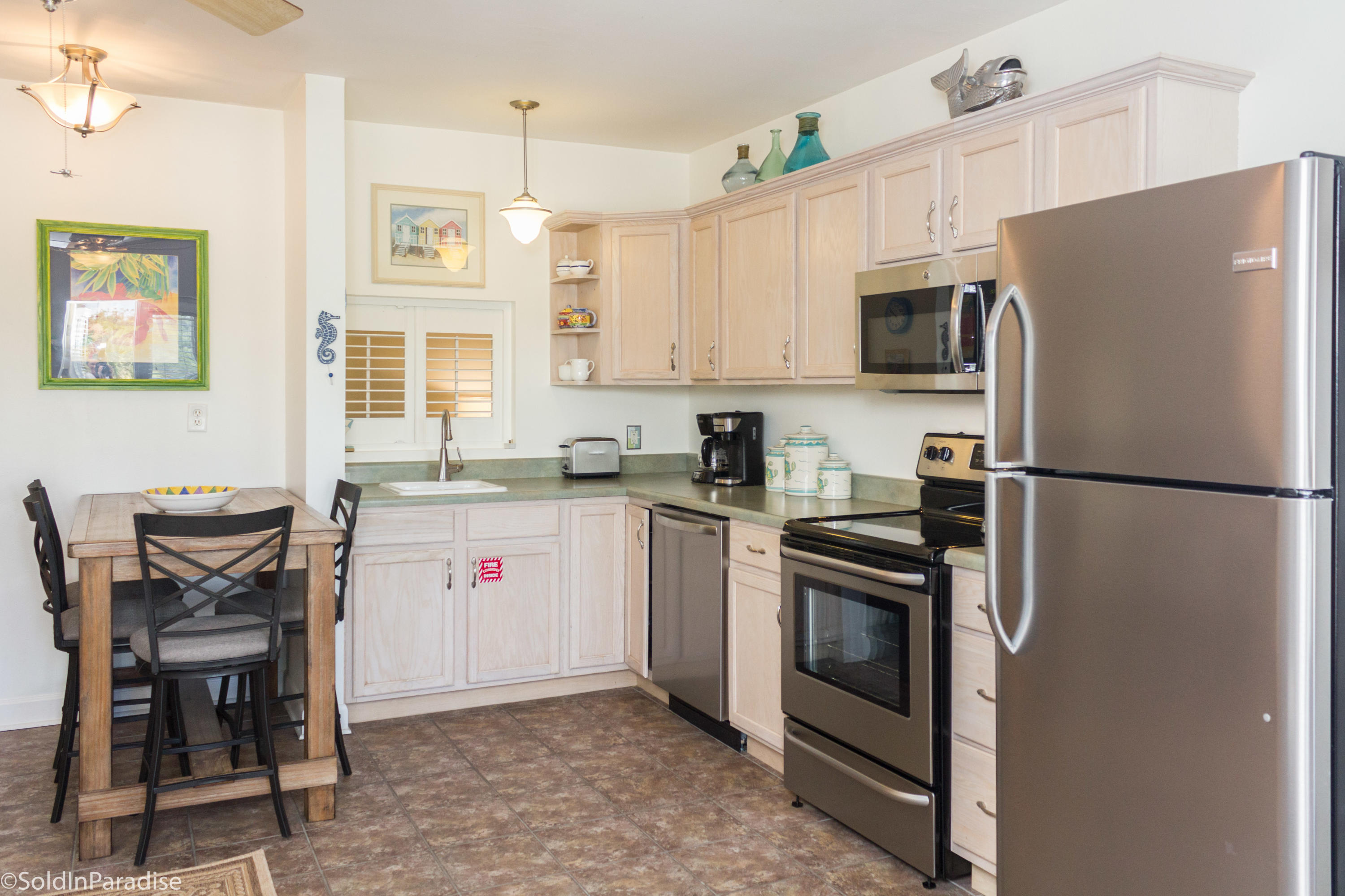 GULF PLACE TOWN CENTER EAST CONDO - Residential