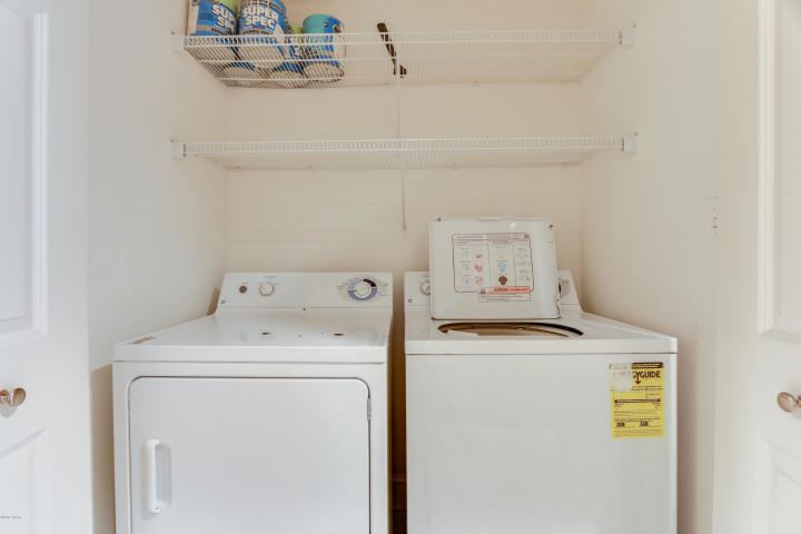 MAJESTIC BEACH TOWERS II - Residential