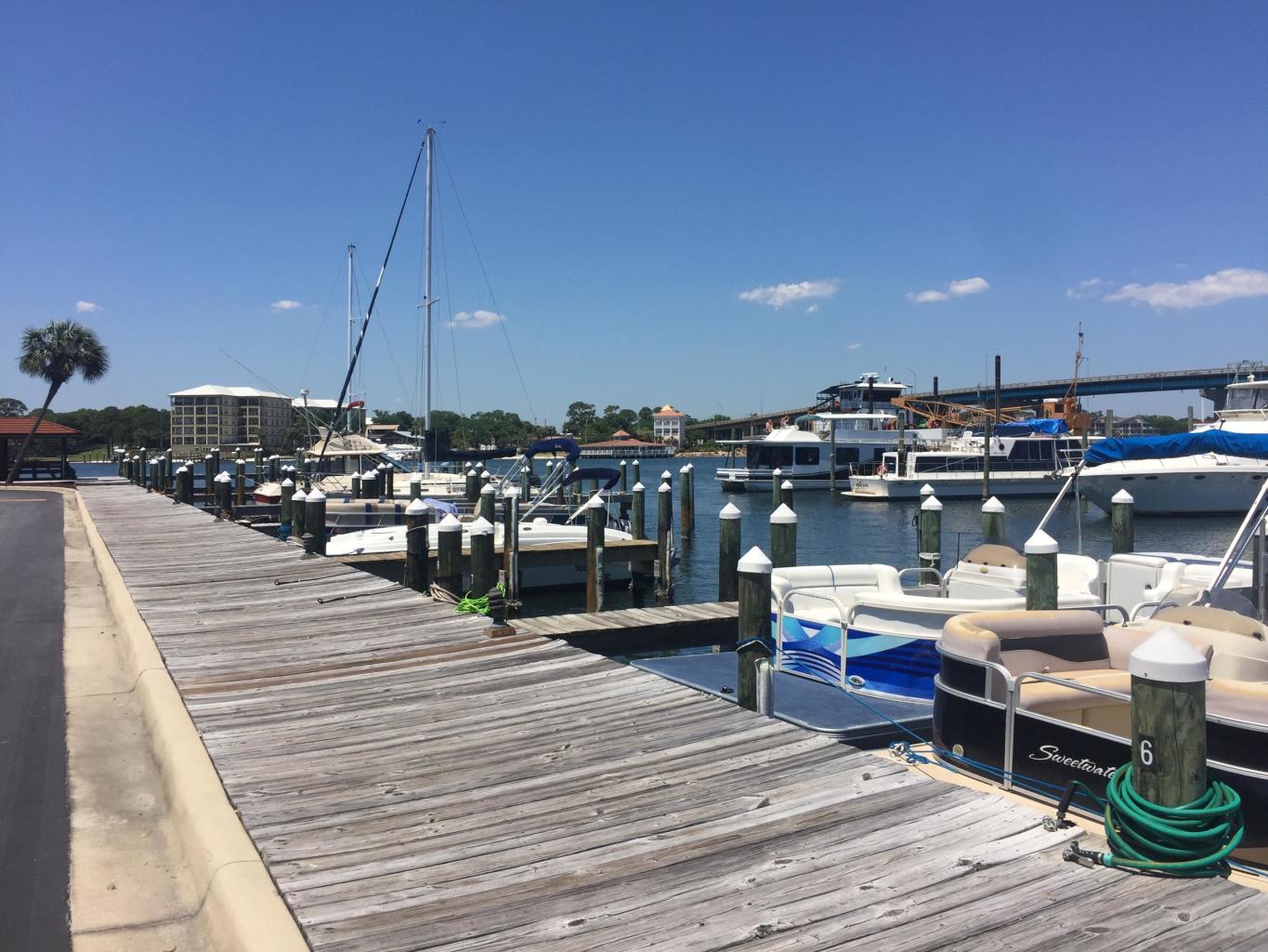 CLIPPER COVE T/H - Residential