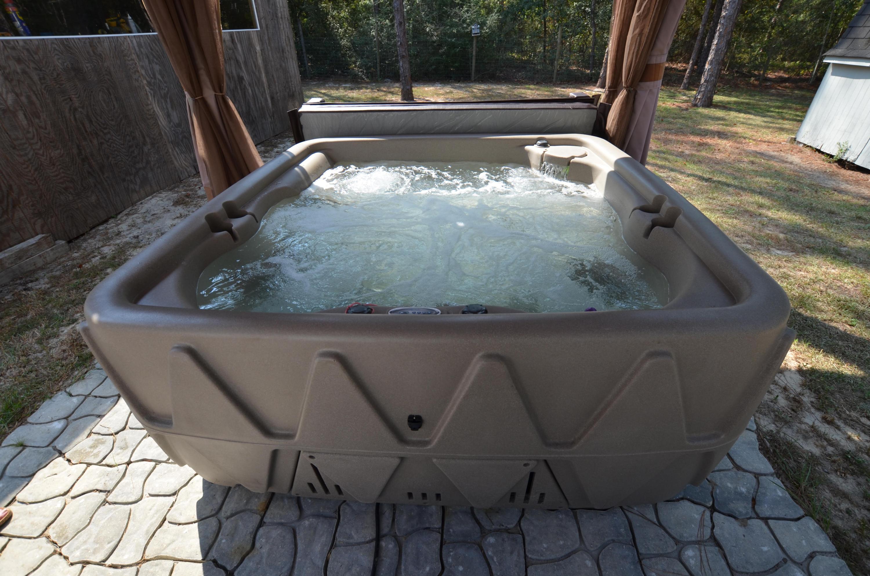 THE PINES - Residential