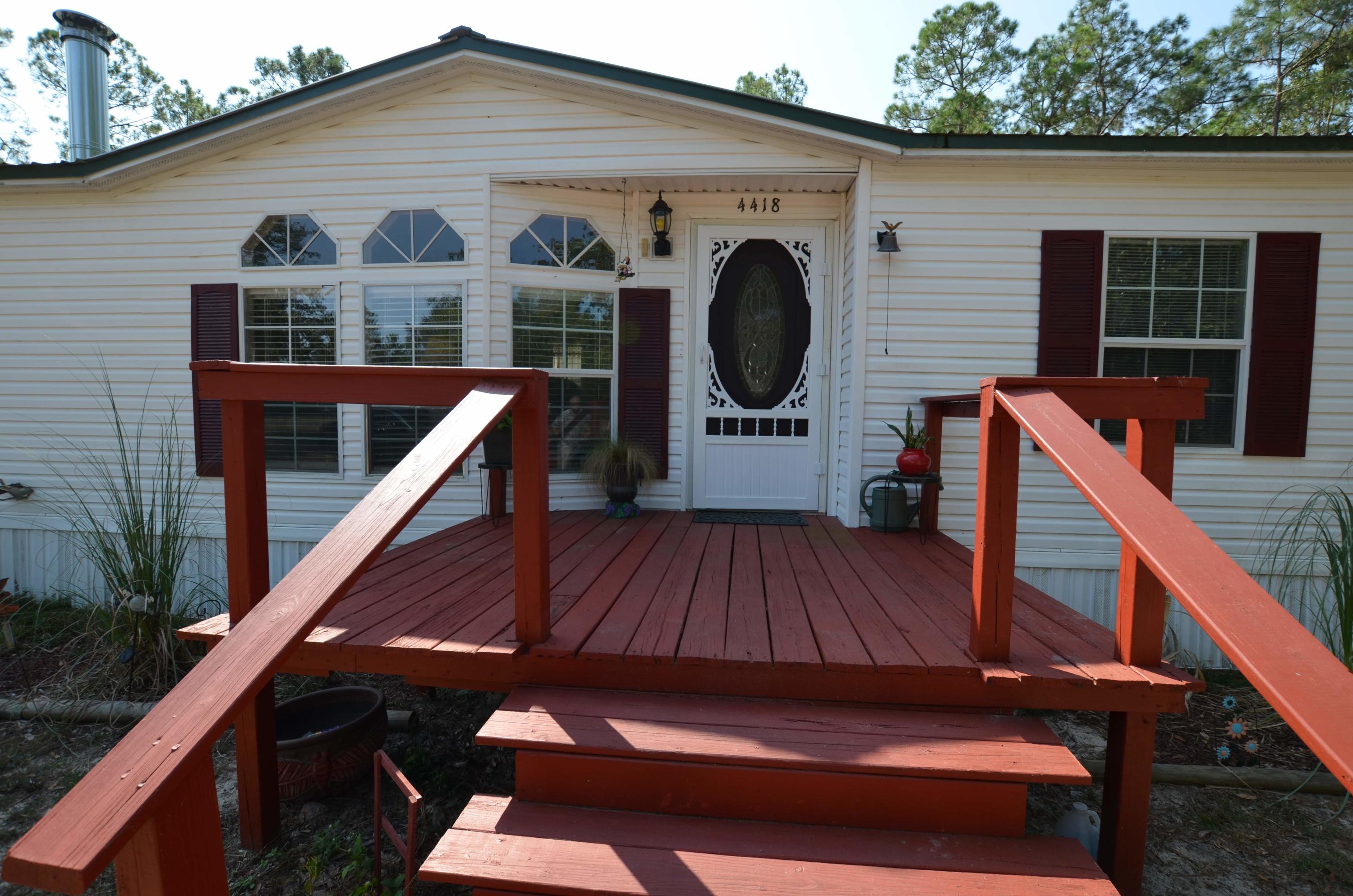 THE PINES - Residential