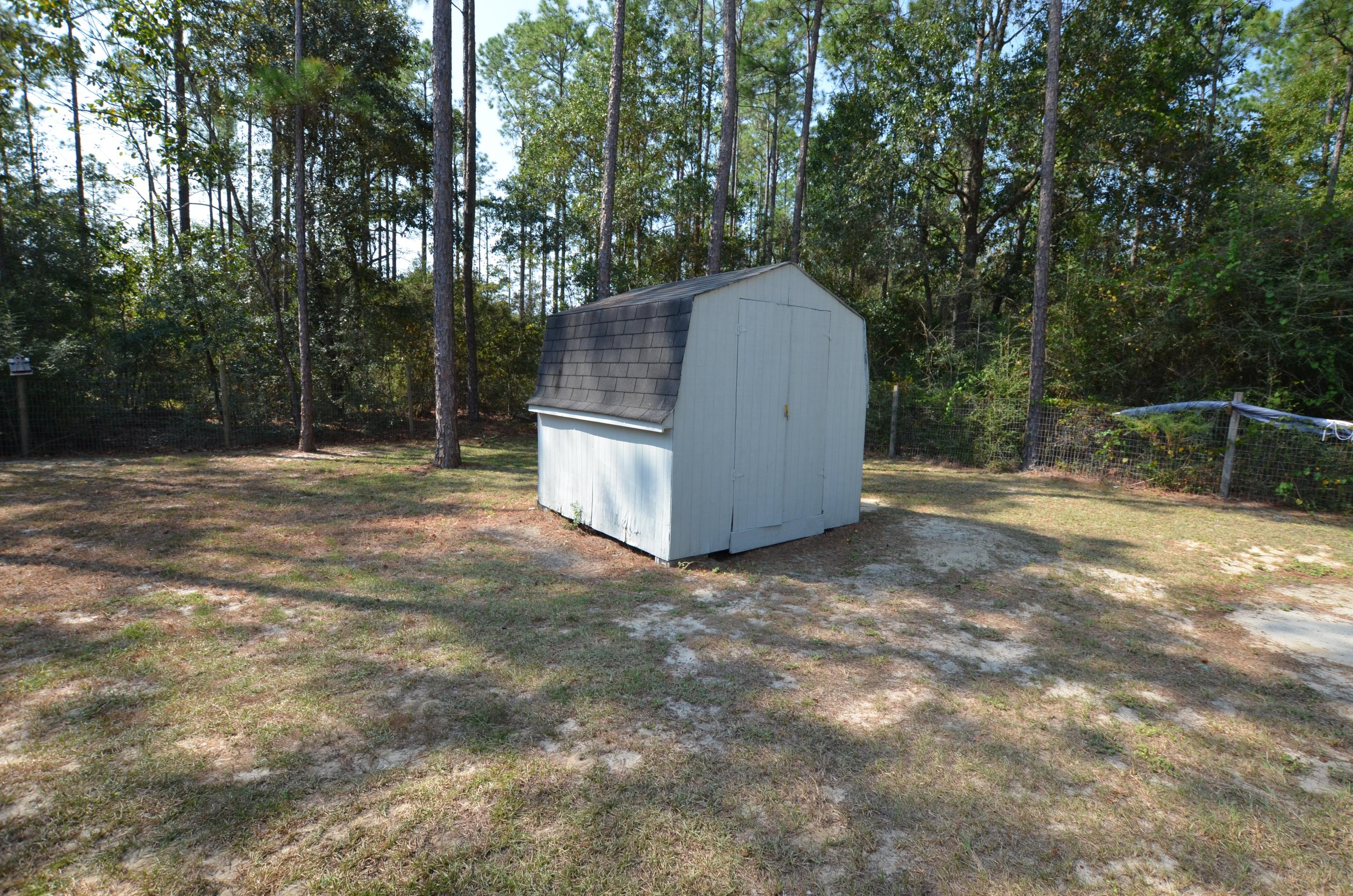 THE PINES - Residential