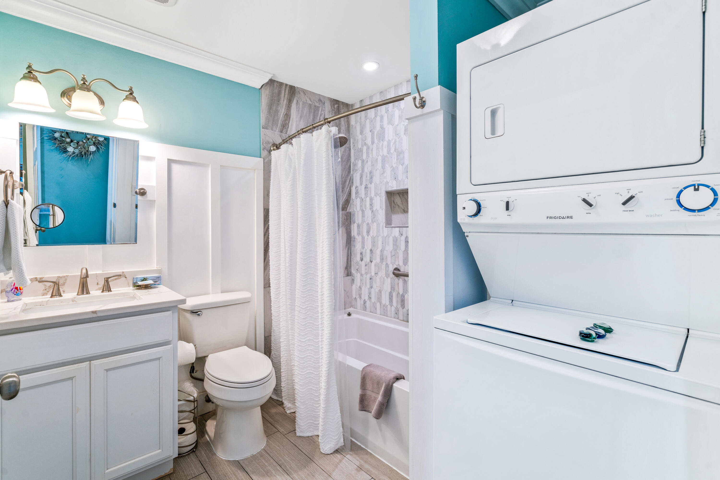 MISTRAL CONDO - Residential