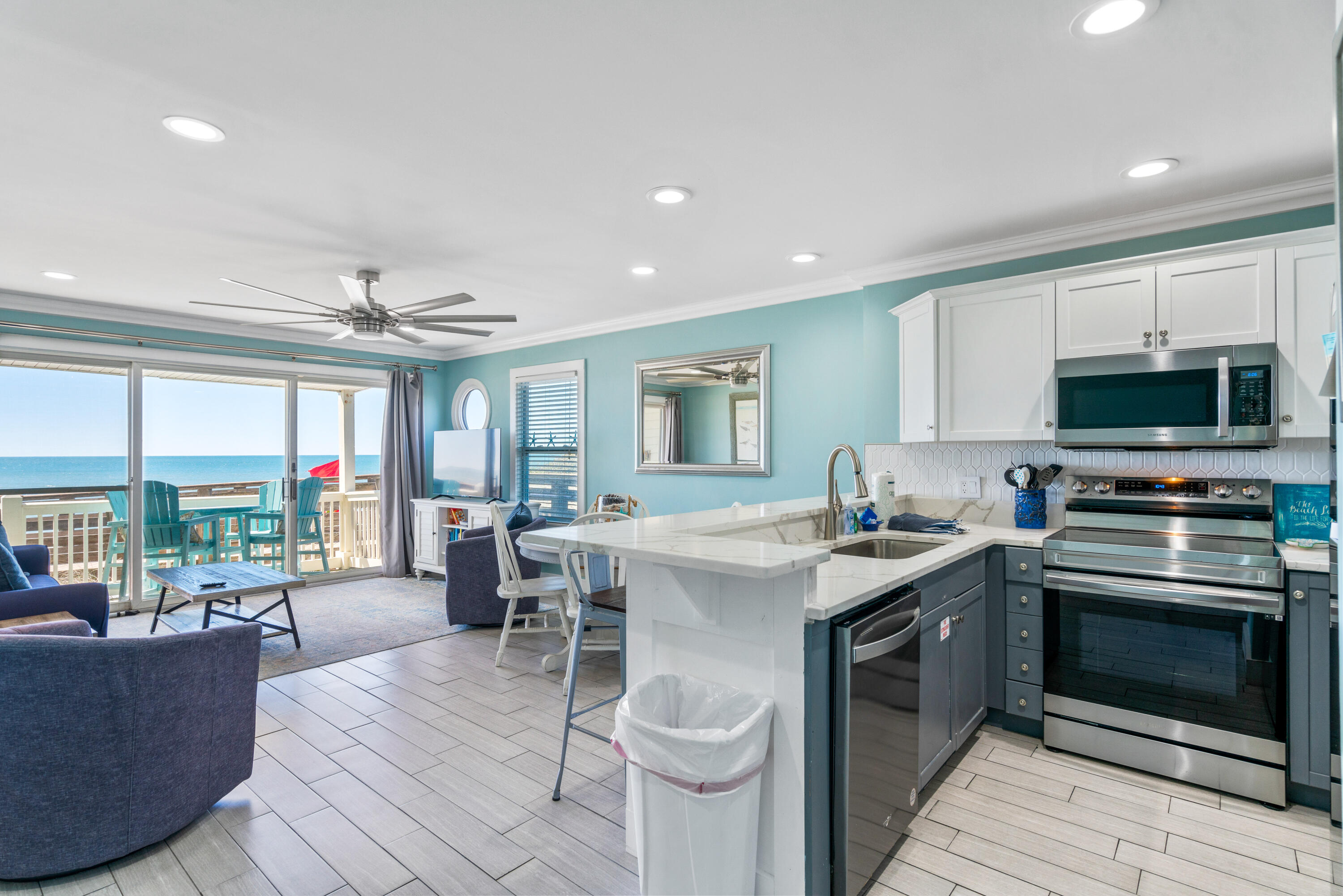 MISTRAL CONDO - Residential