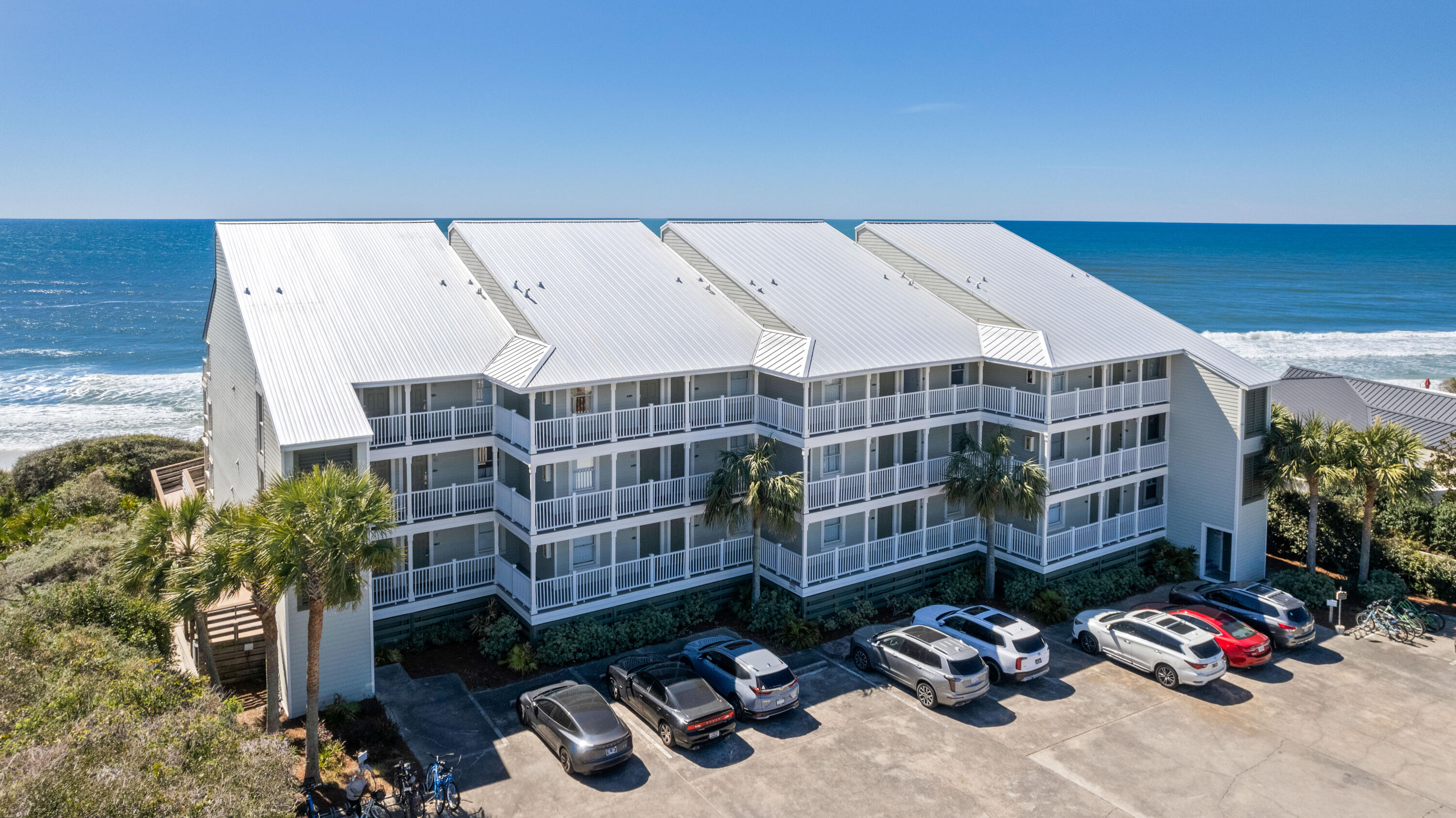 MISTRAL CONDO - Residential