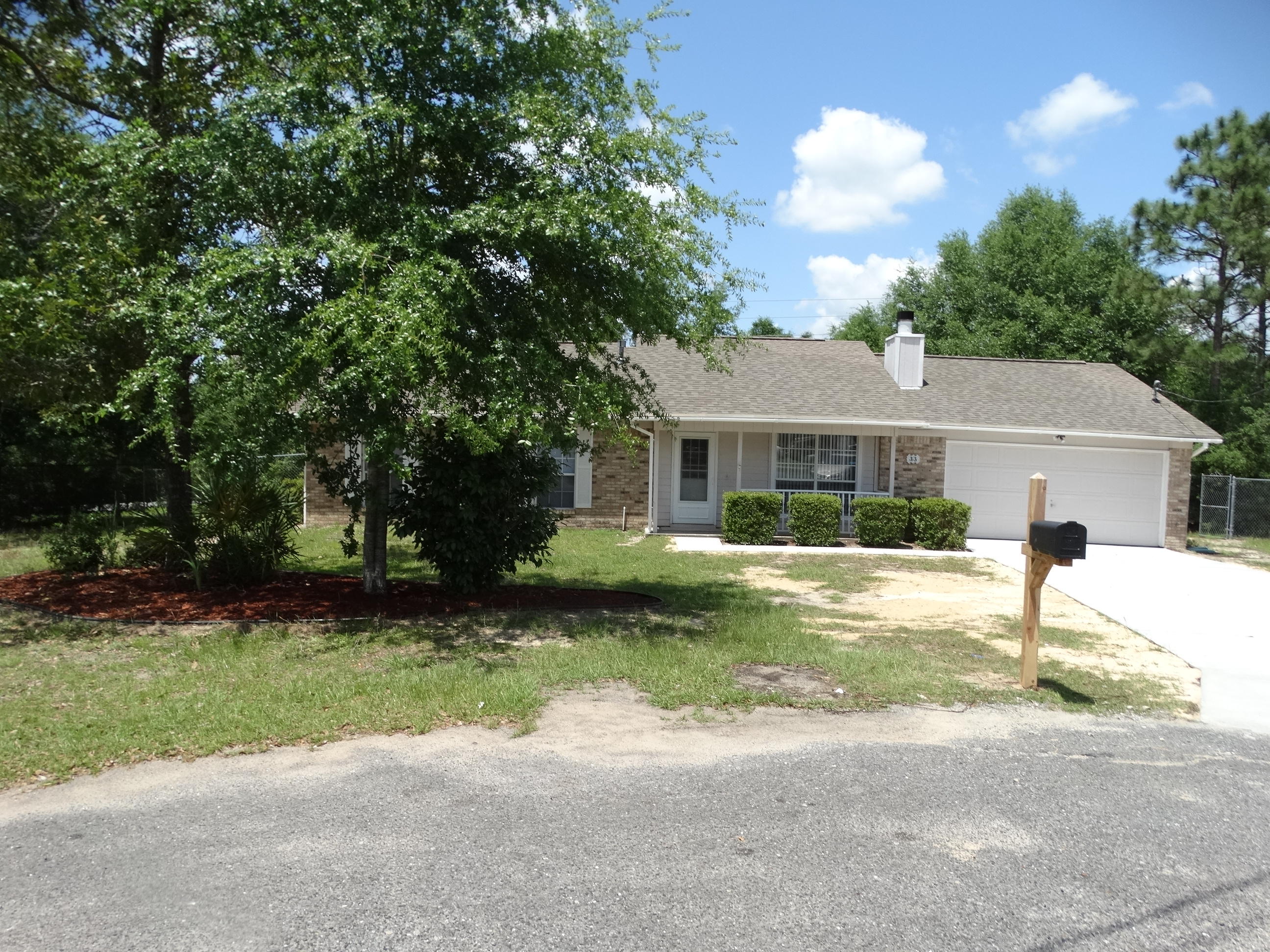 HOLLYROD PARK - Residential