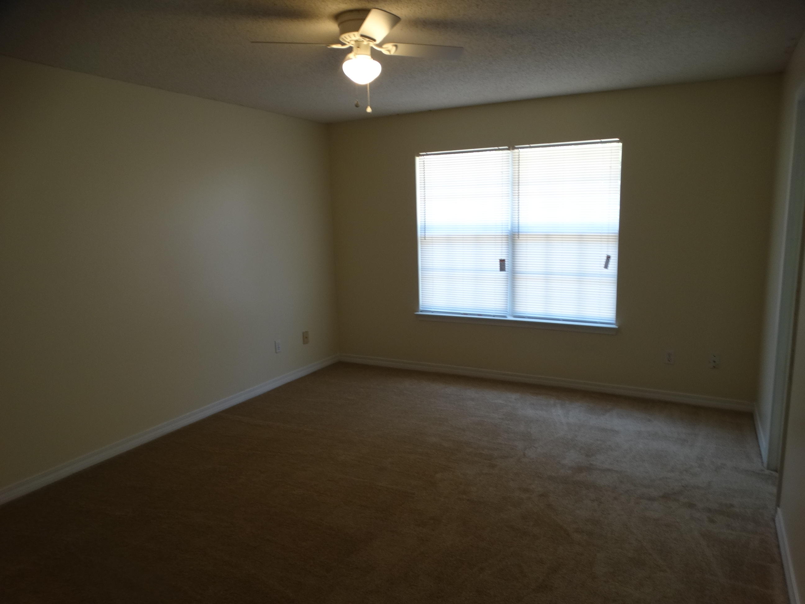 HOLLYROD PARK - Residential