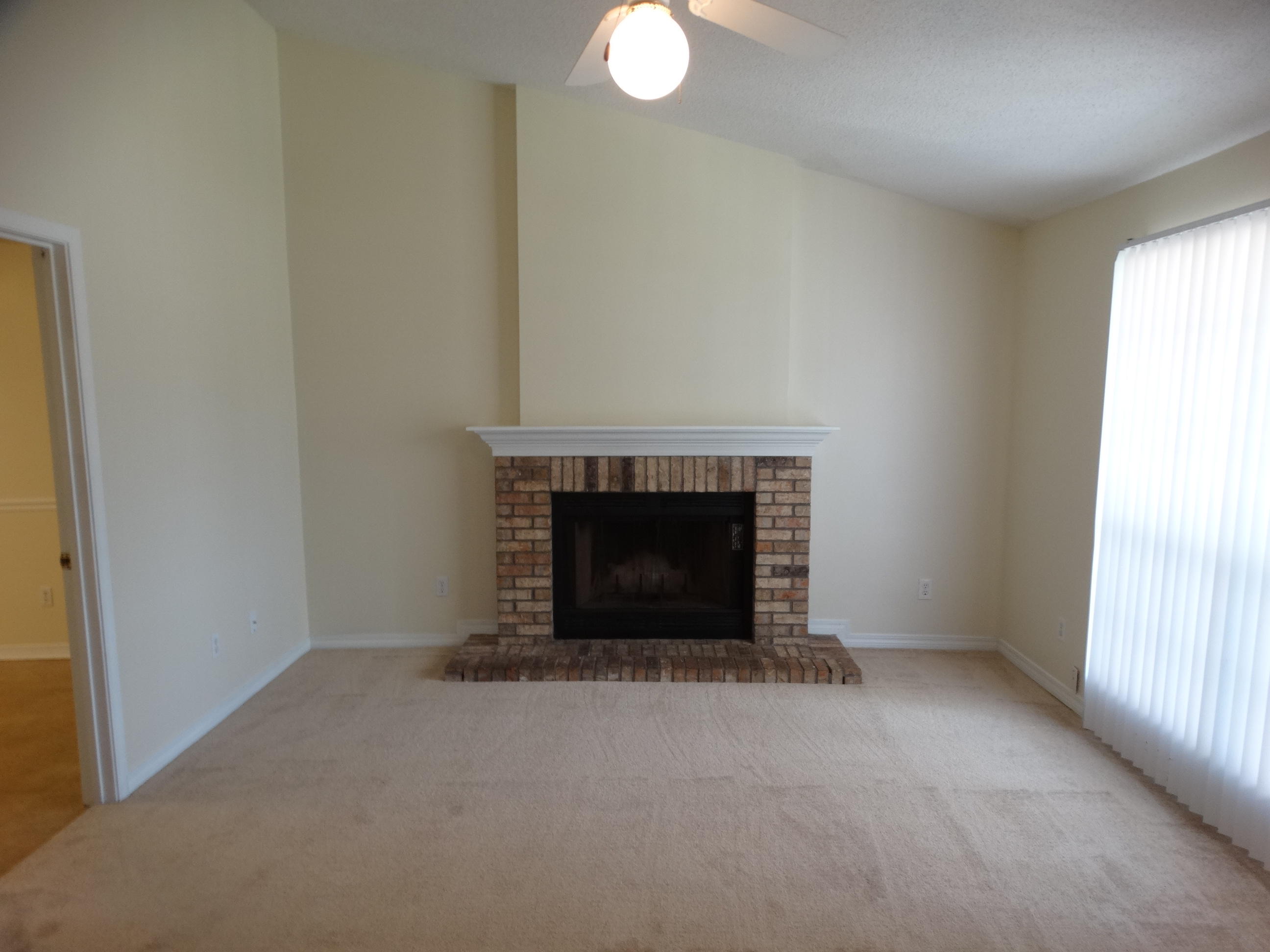 HOLLYROD PARK - Residential