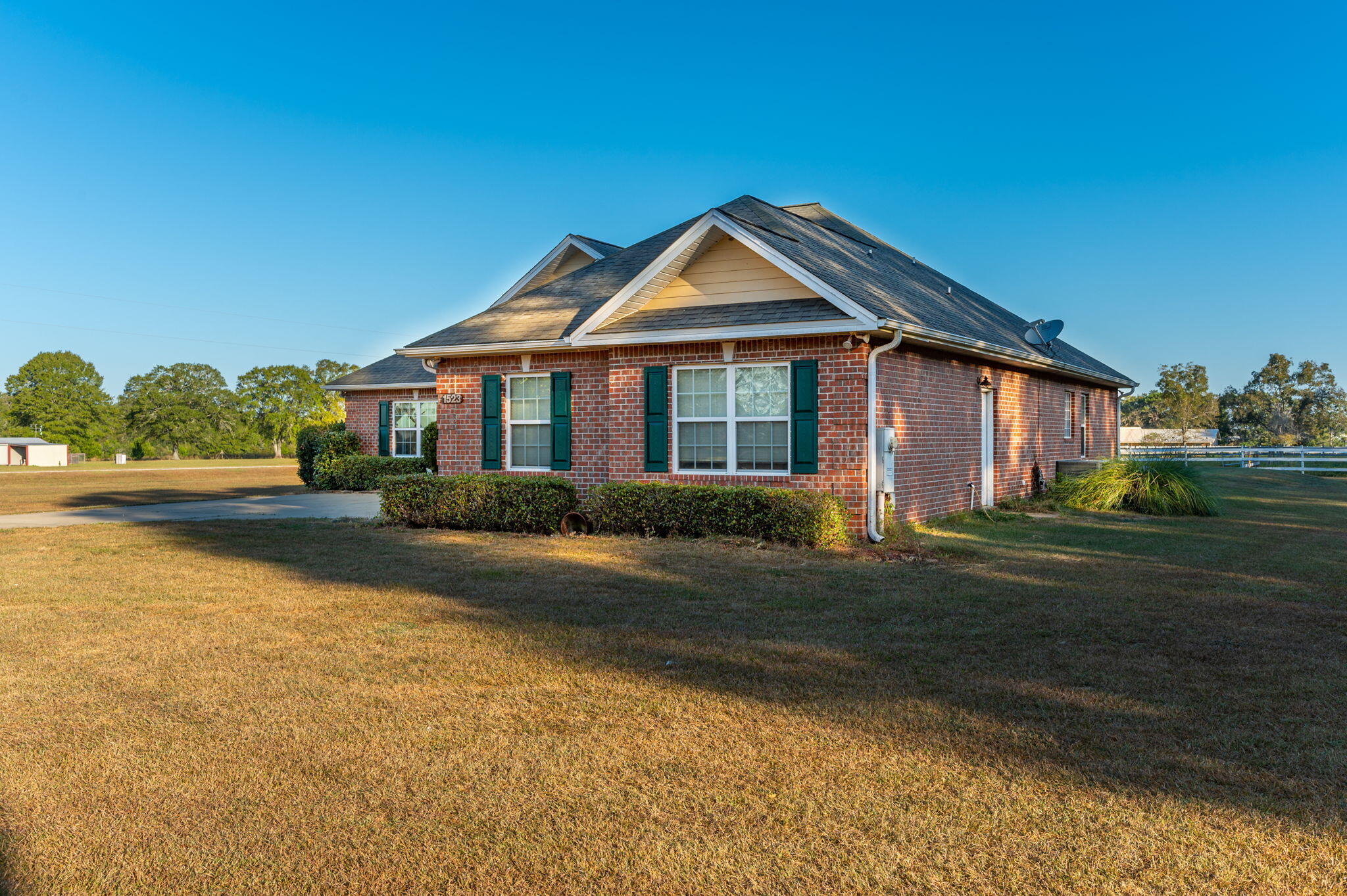 NO RECORDED SUBDIVISION - Residential