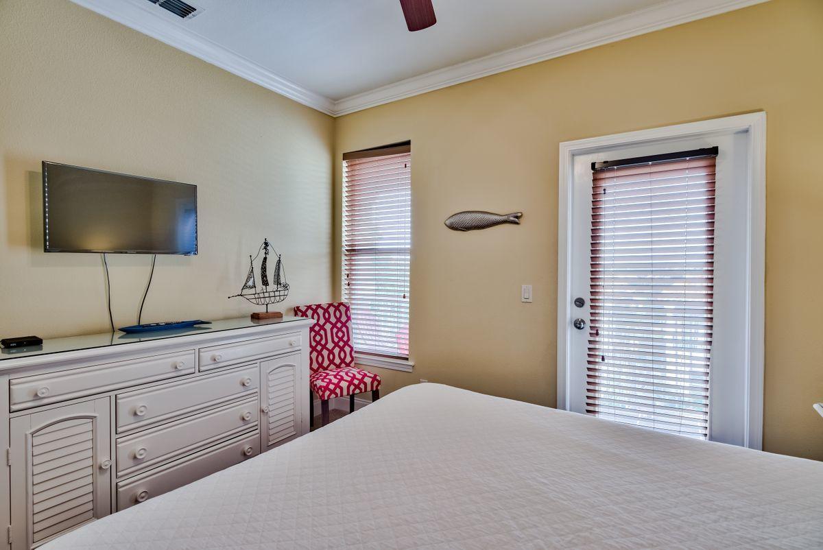 VILLAGES OF CRYSTAL BEACH - Residential