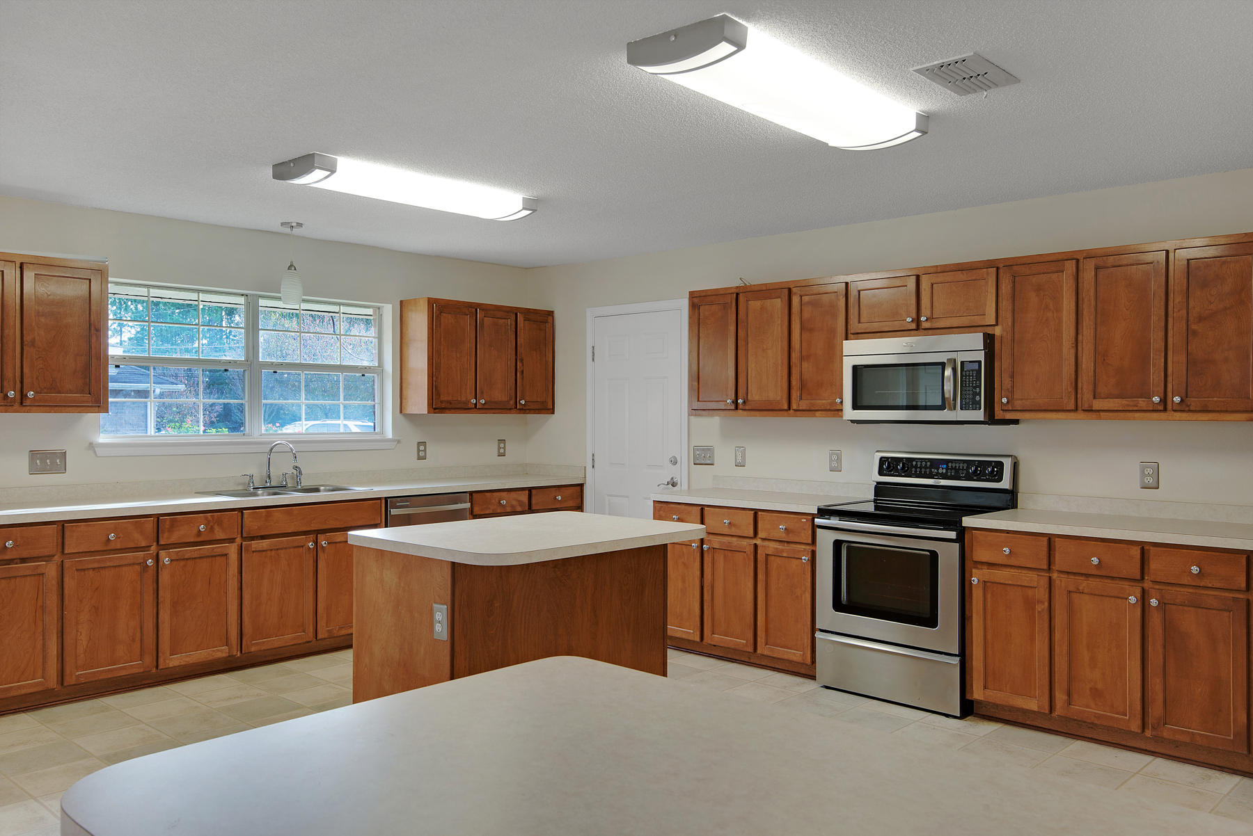 HOLLEY BY THE SEA - Residential