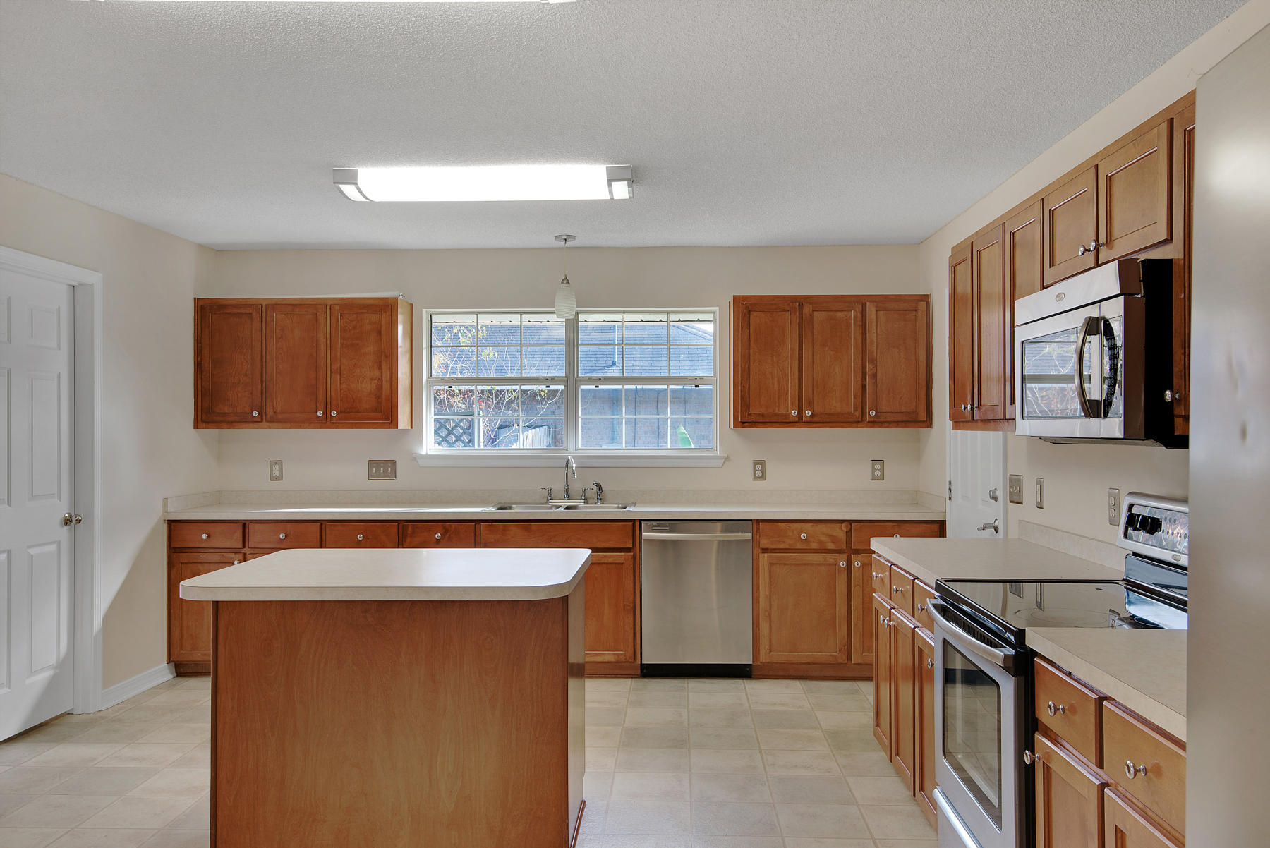 HOLLEY BY THE SEA - Residential