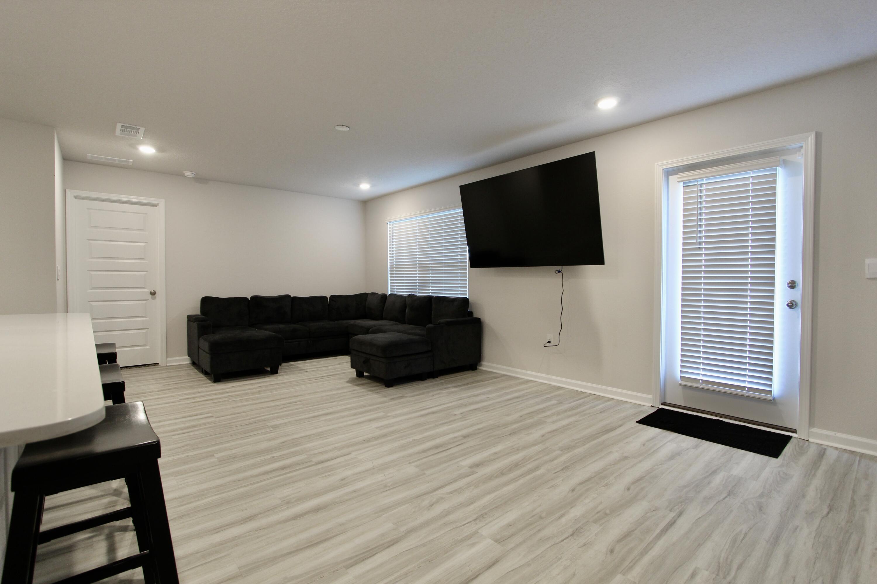 SHOAL RIVER LANDING PHASE 3A - Residential Lease