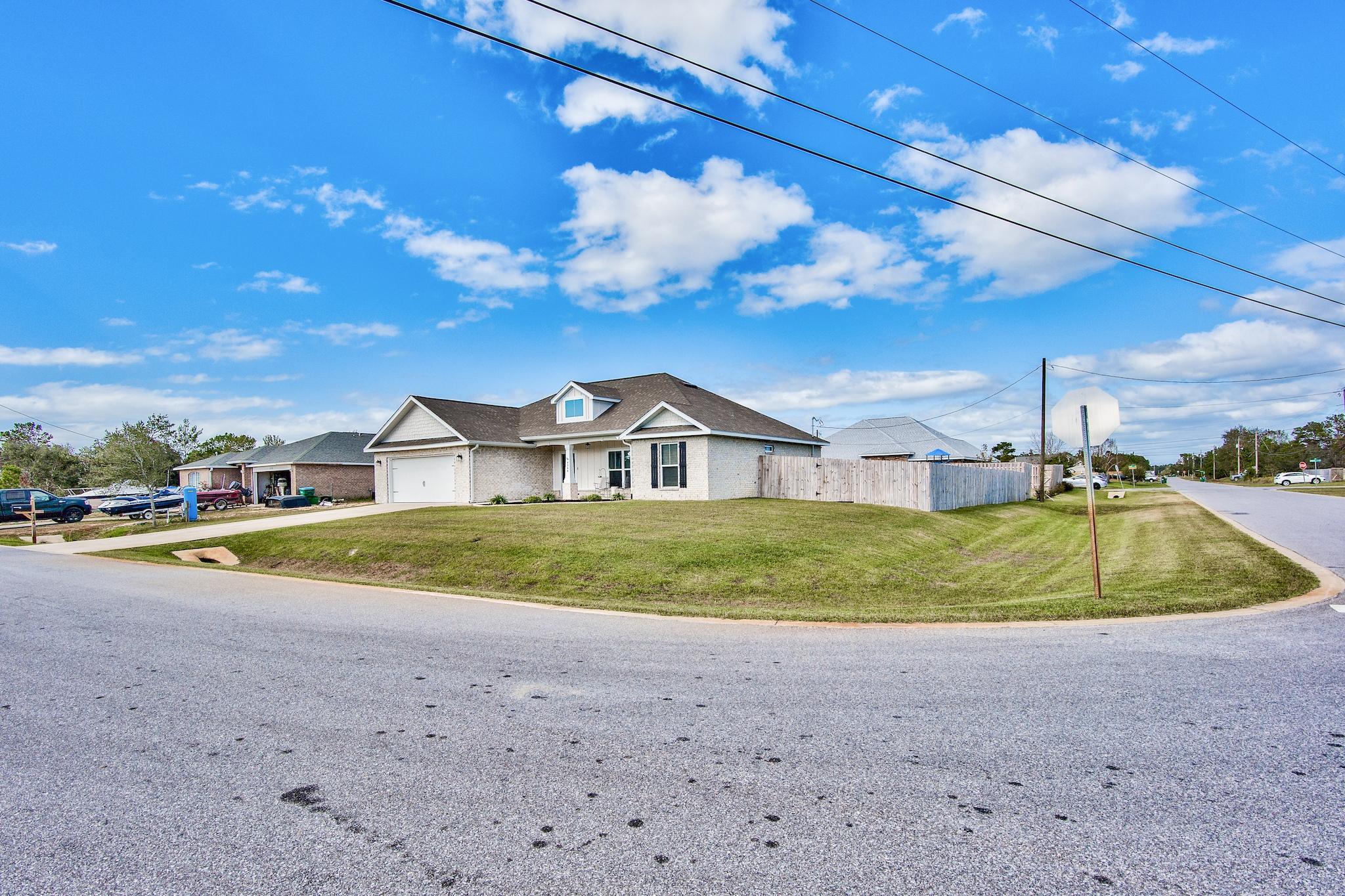 SANTA ROSA SHORES - Residential