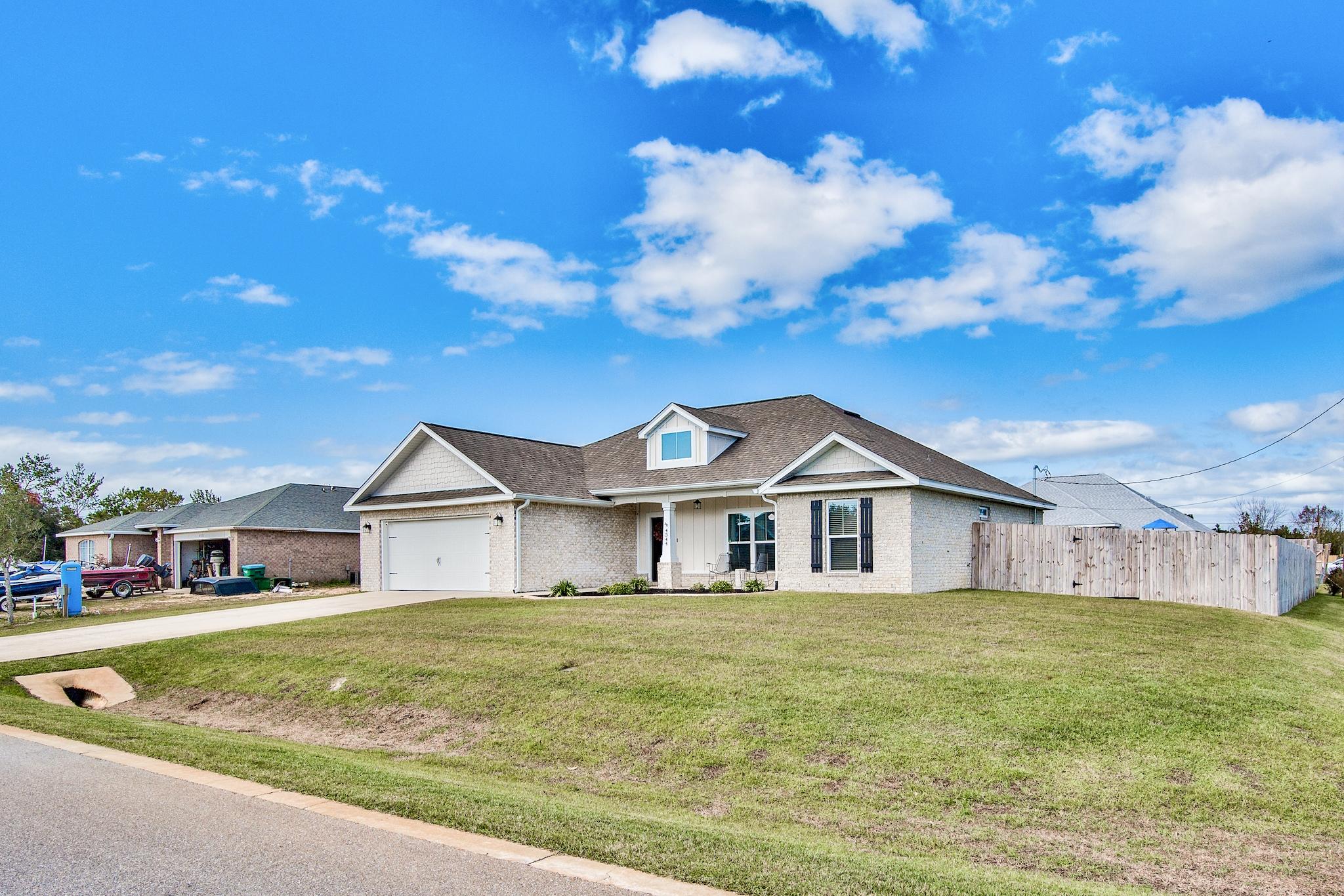 SANTA ROSA SHORES - Residential