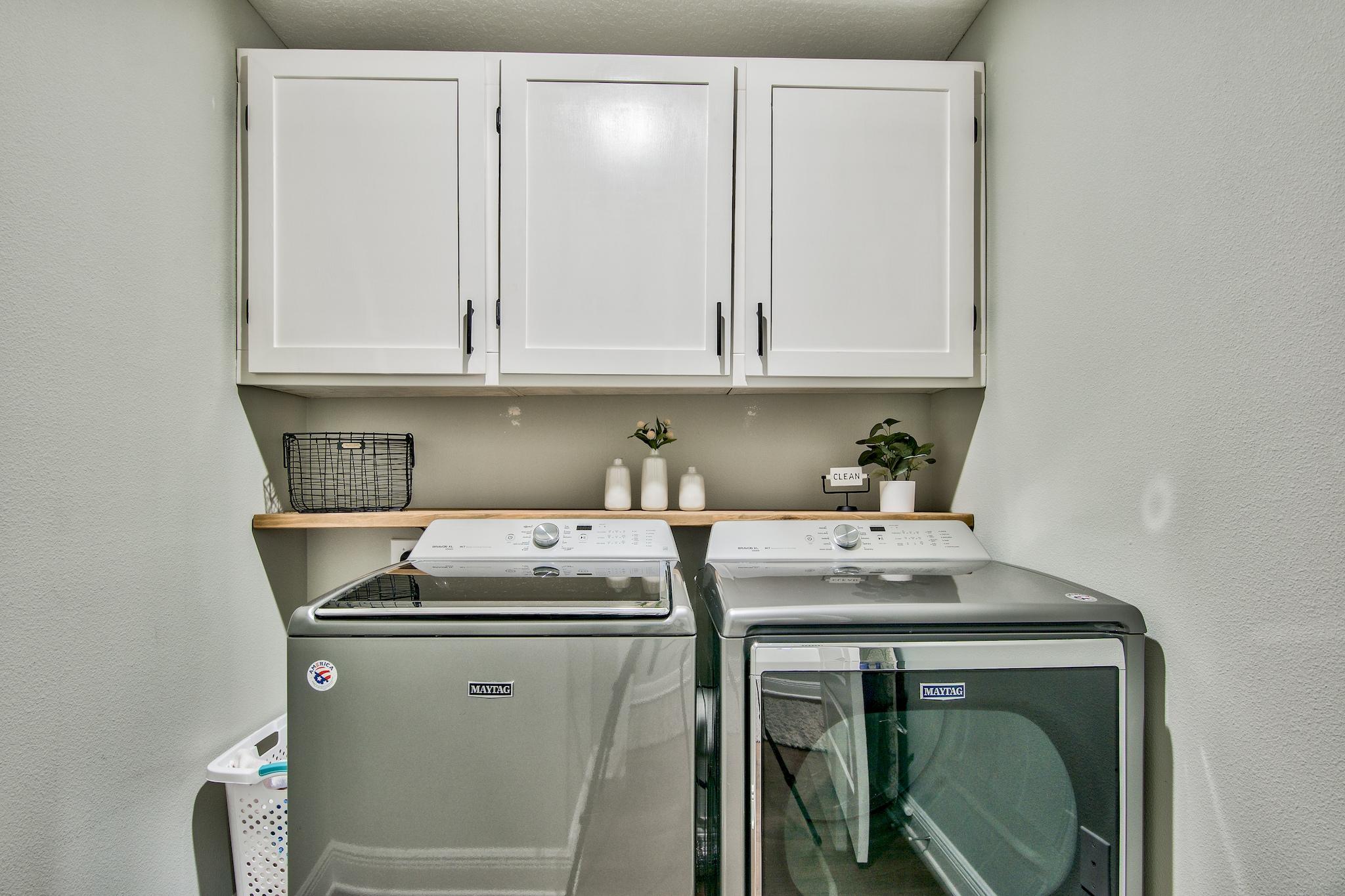 SANTA ROSA SHORES - Residential