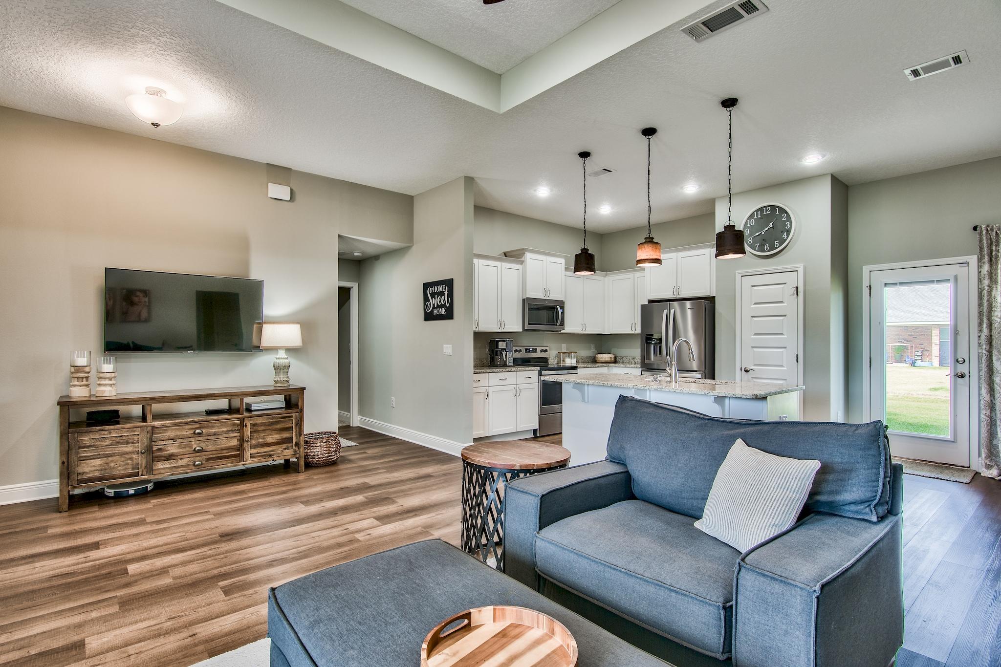 SANTA ROSA SHORES - Residential