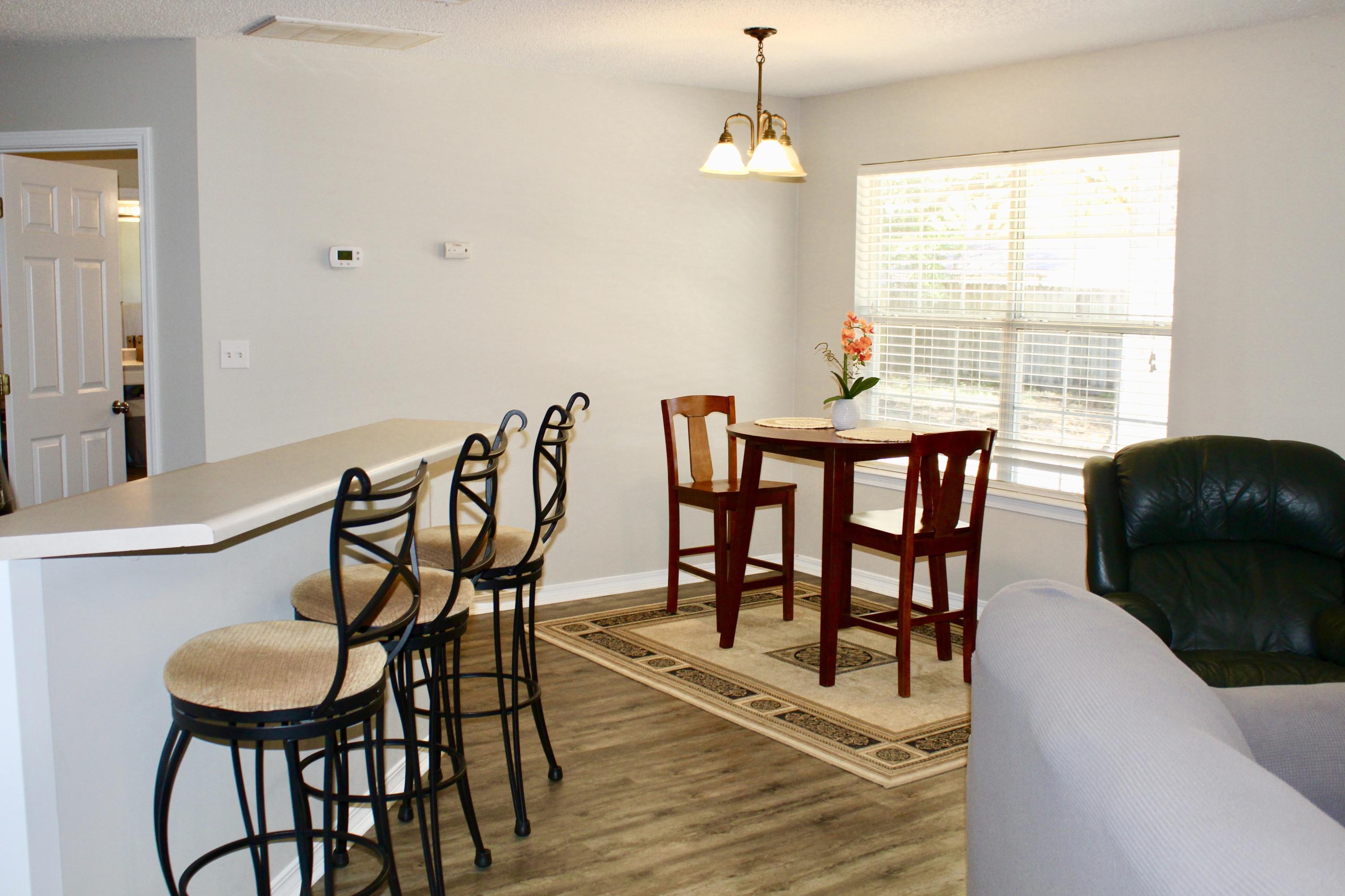 GOLDEN OAKS - Residential