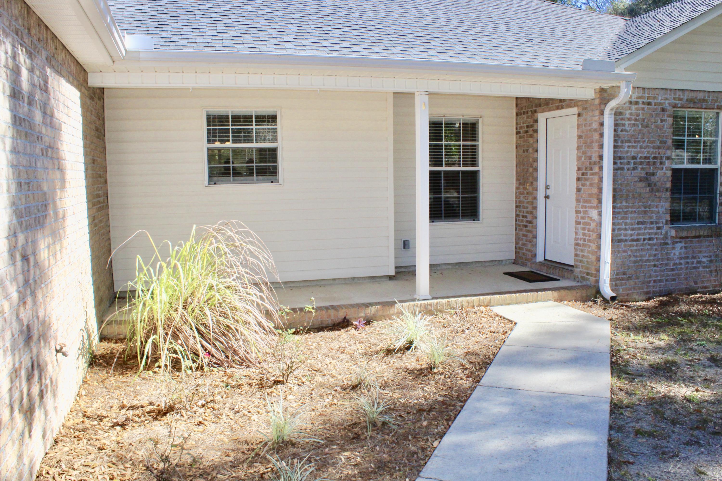 GOLDEN OAKS - Residential