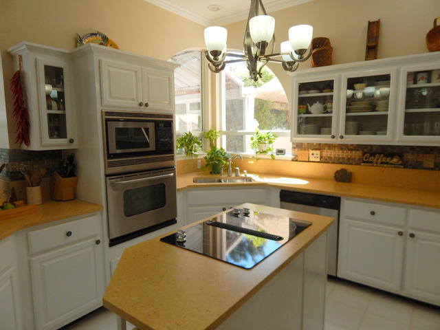 TIMBERLINE ESTATES - Residential