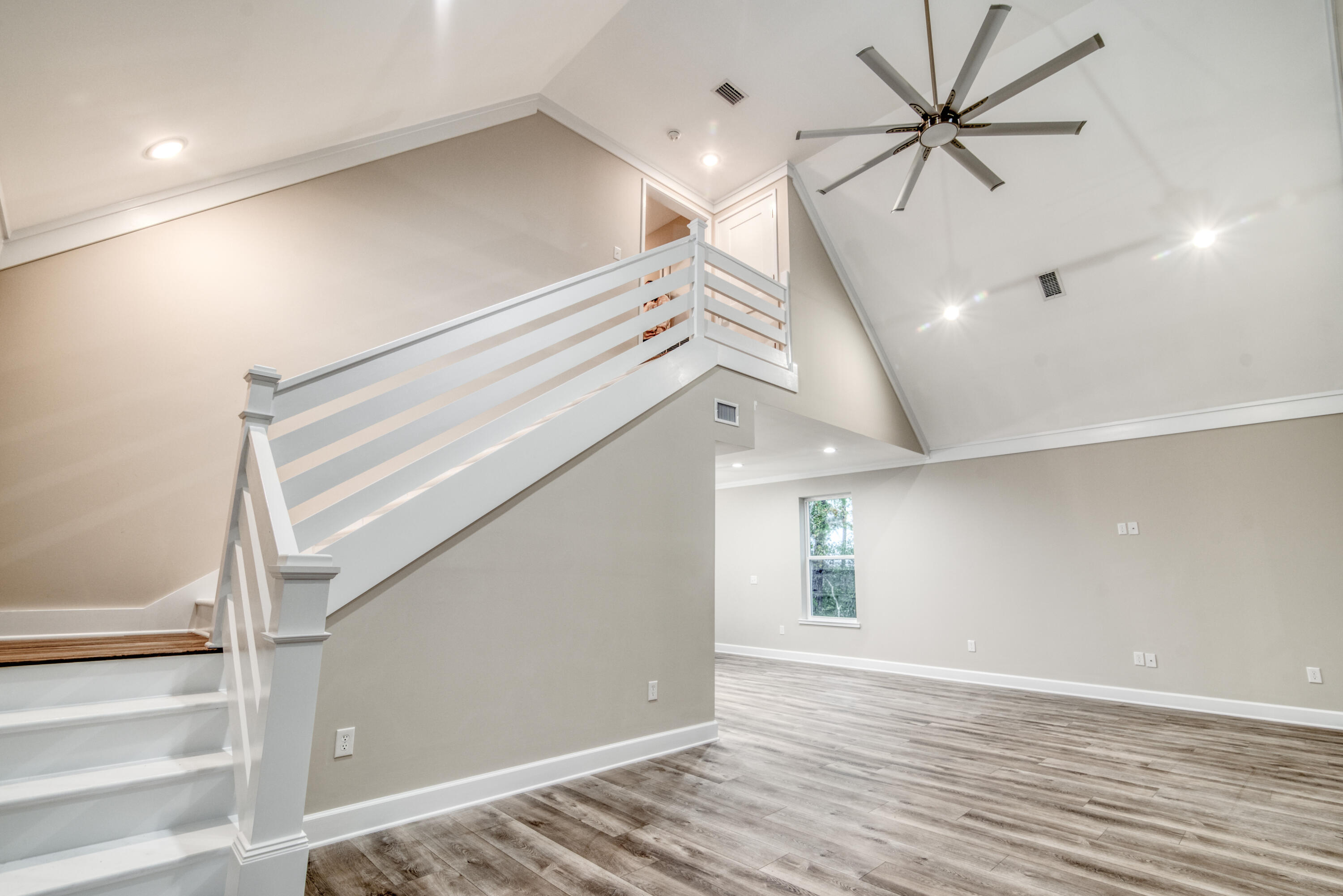 LOT 12 BLK 37 MAGNOLIA BEACH S/D - Residential