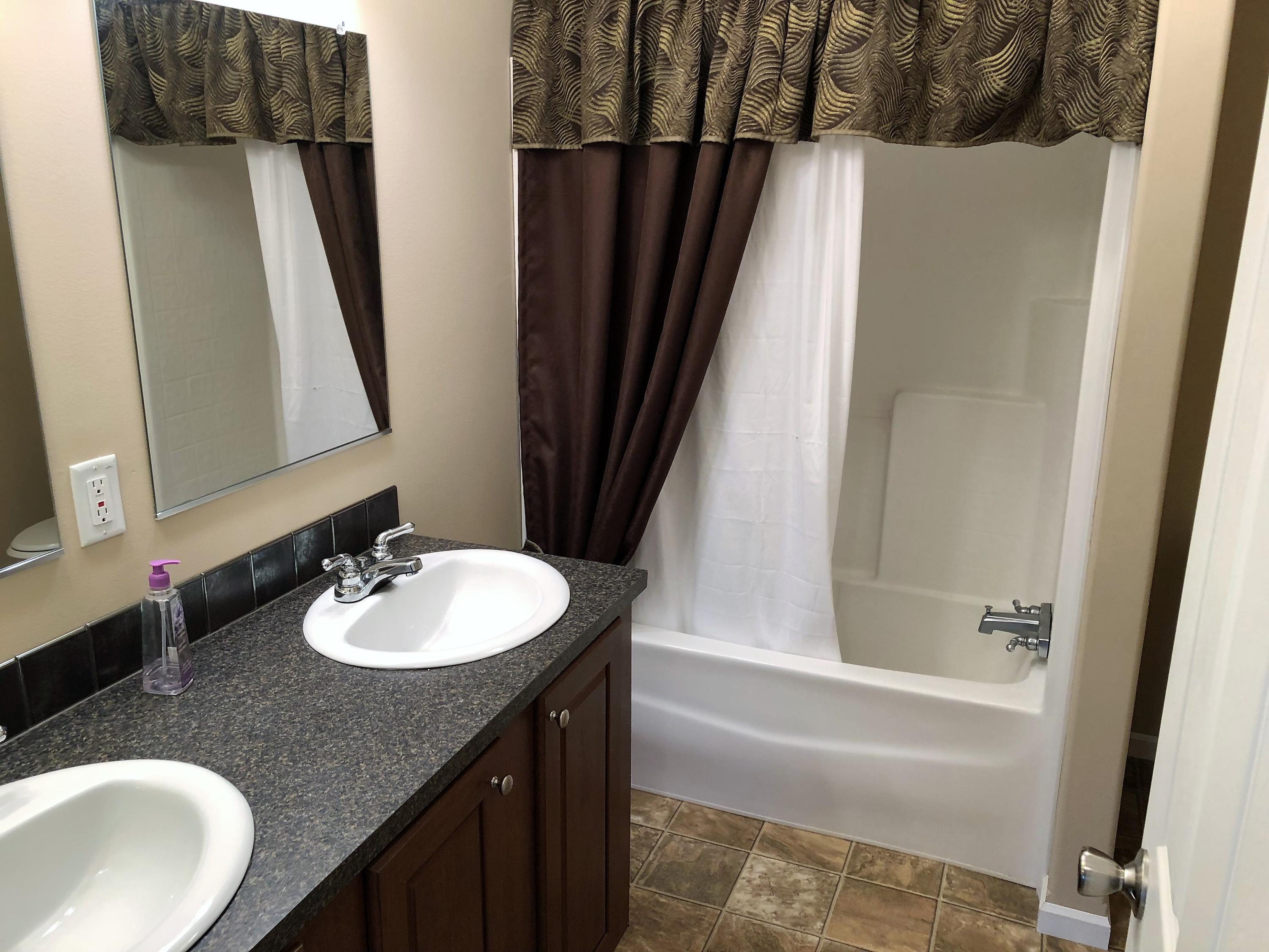 HINOTE COMMONS - Residential