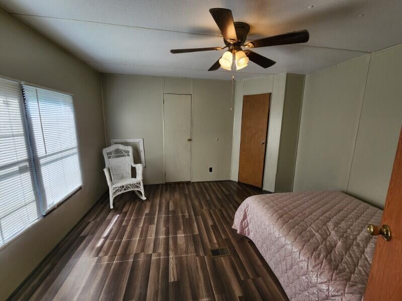 OAKWOOD HILLS - Residential