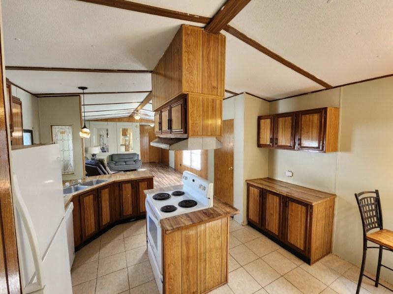OAKWOOD HILLS - Residential