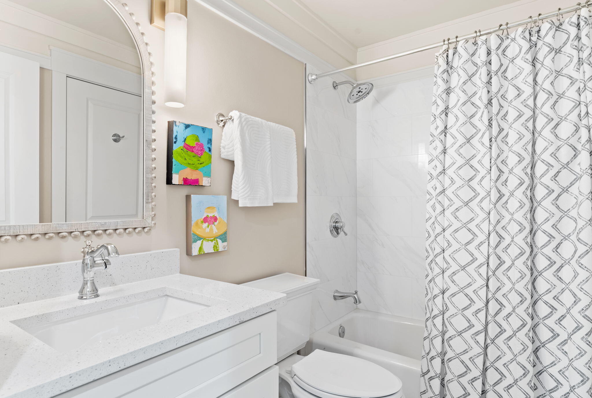 WILD HERON LAKESIDE LODGE - Residential